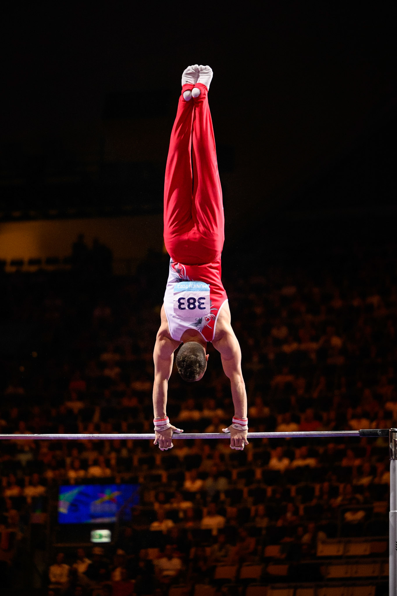 European Championships 2022, Apparatus Final, Horizontal BarDepicted: Noe SeifertPhoto taken in Munich, DEU on 2022-08-21Photo credits should read: Norman Seibert, CC BY-SA 4.0NIKON Z 9, NIKKOR Z 70-200mm f/2.8 VR S¹⁄₁₆₀₀ Sek. bei ƒ / 2,8File: DSC_9116 2.NEF