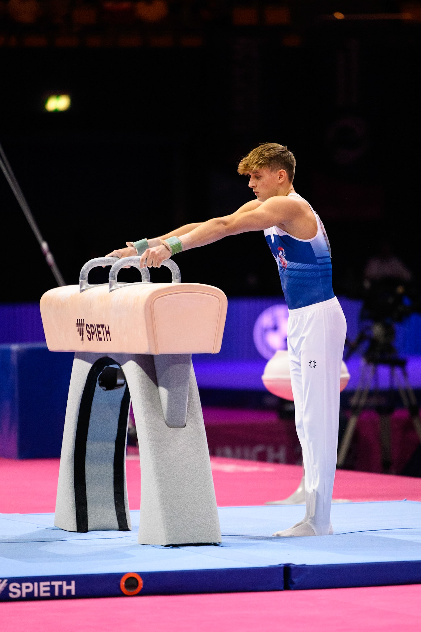 European Championships 2022, Apparatus Final, Pommel HorseDepicted: Benjamin OsbergerPhoto taken in Munich, DEU on 2022-08-21Photo credits should read: Norman Seibert, CC BY-SA 4.0NIKON Z 9, NIKKOR Z 70-200mm f/2.8 VR S¹⁄₁₆₀₀ Sek. bei ƒ / 2,8File: DSC_0636.NEF