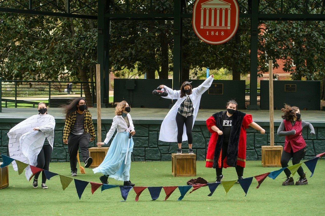 Pop Up Shakespeare Cast
