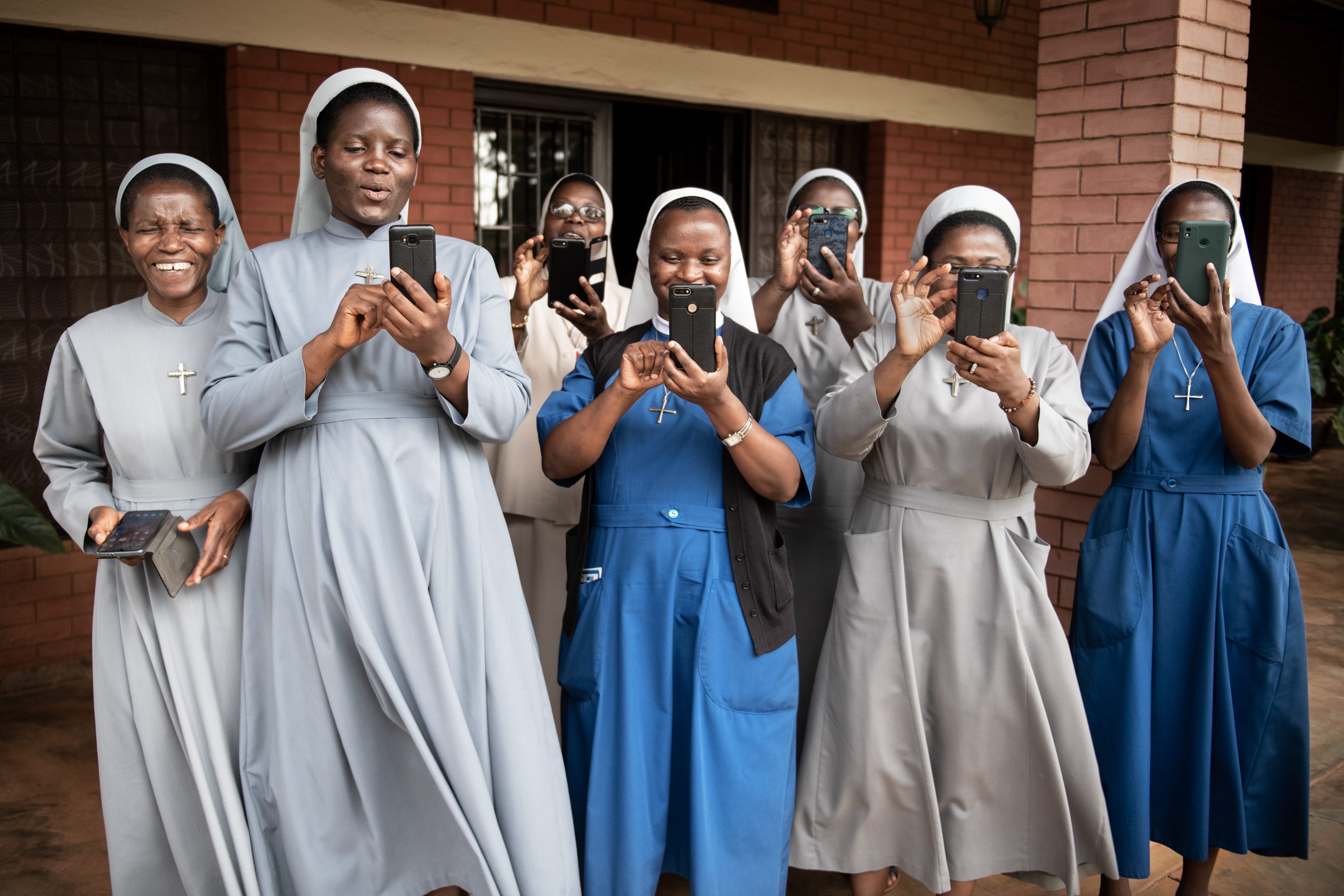 Sisters from several congregations during smartphone photography and filming training. Masaka, Rwanda 2021