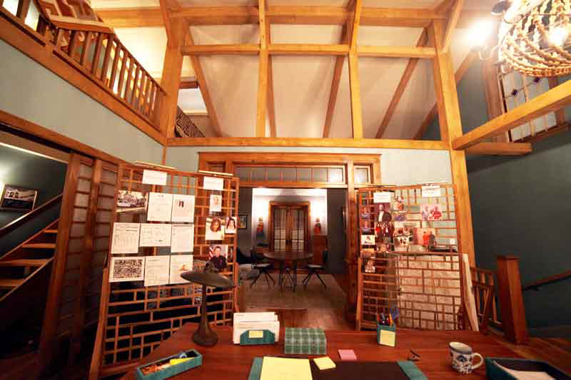 WHISPER ROOM