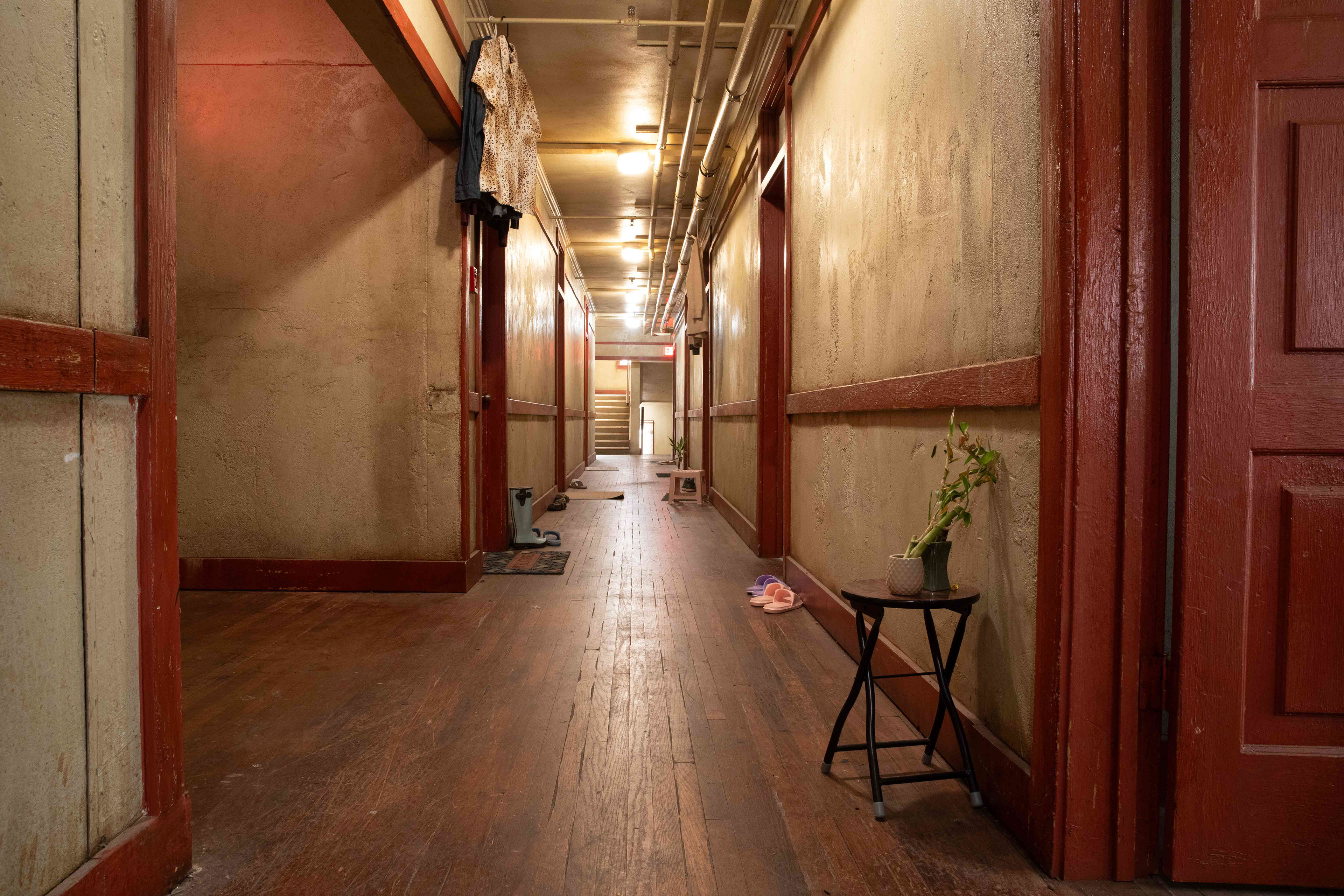 INT. SRO: Hallway