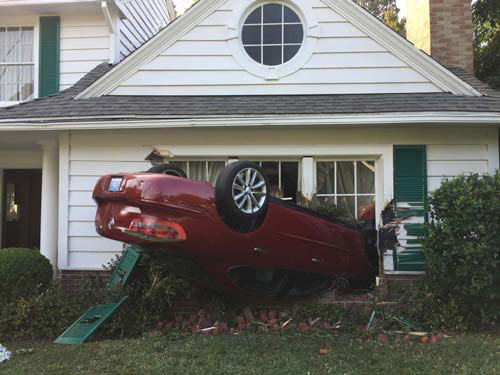 DOTTY'S HOUSE CAR CRASH