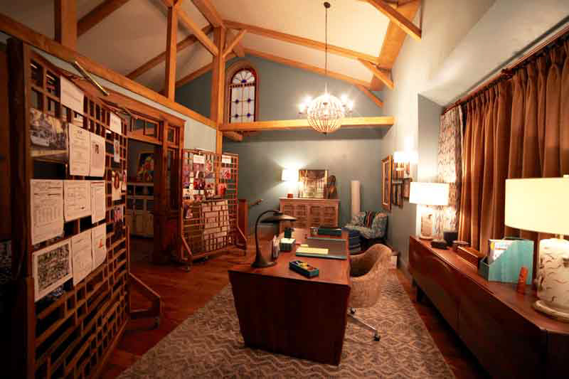WHISPER ROOM