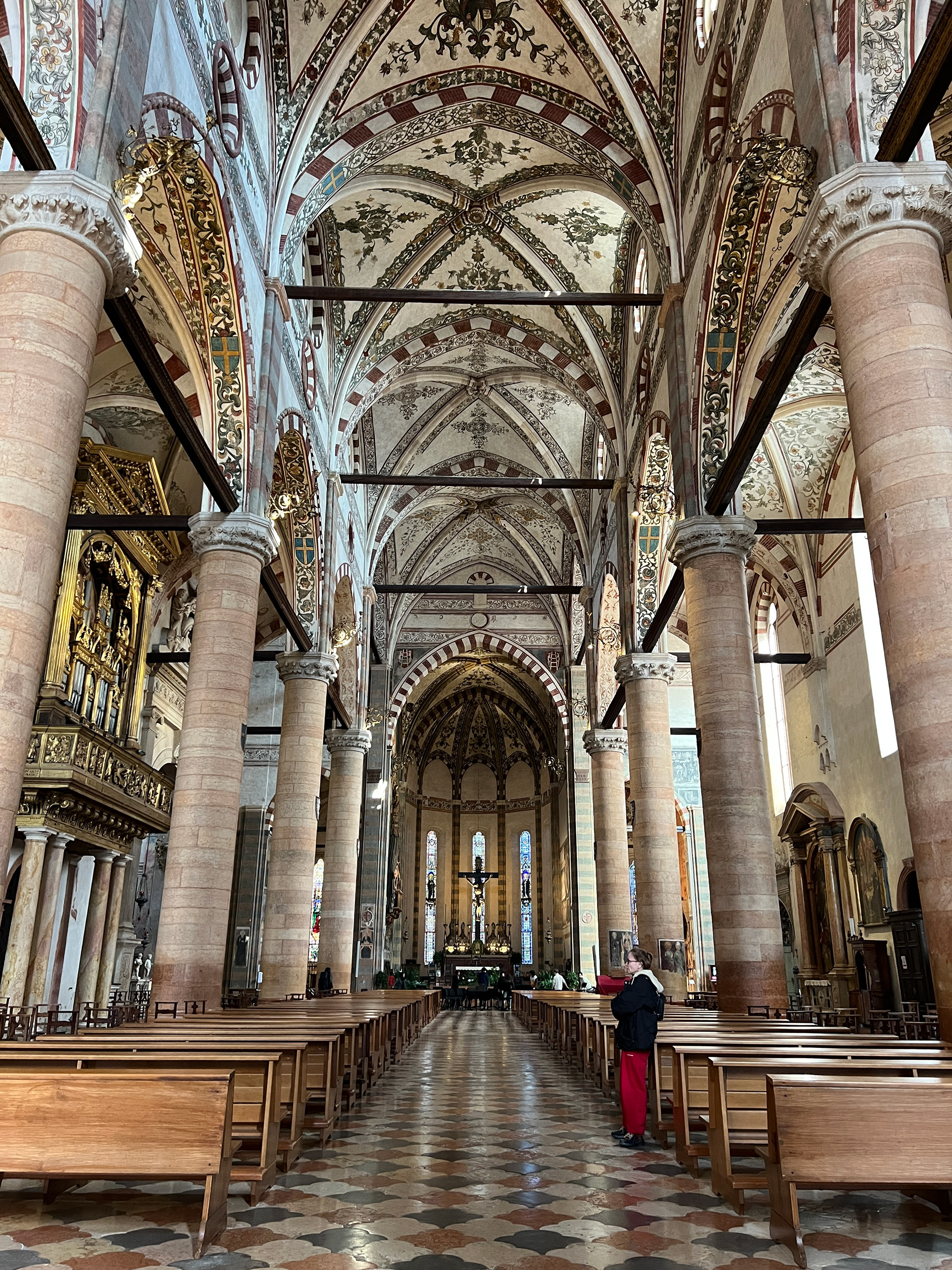 Inside Basilica di Santa Anastasia