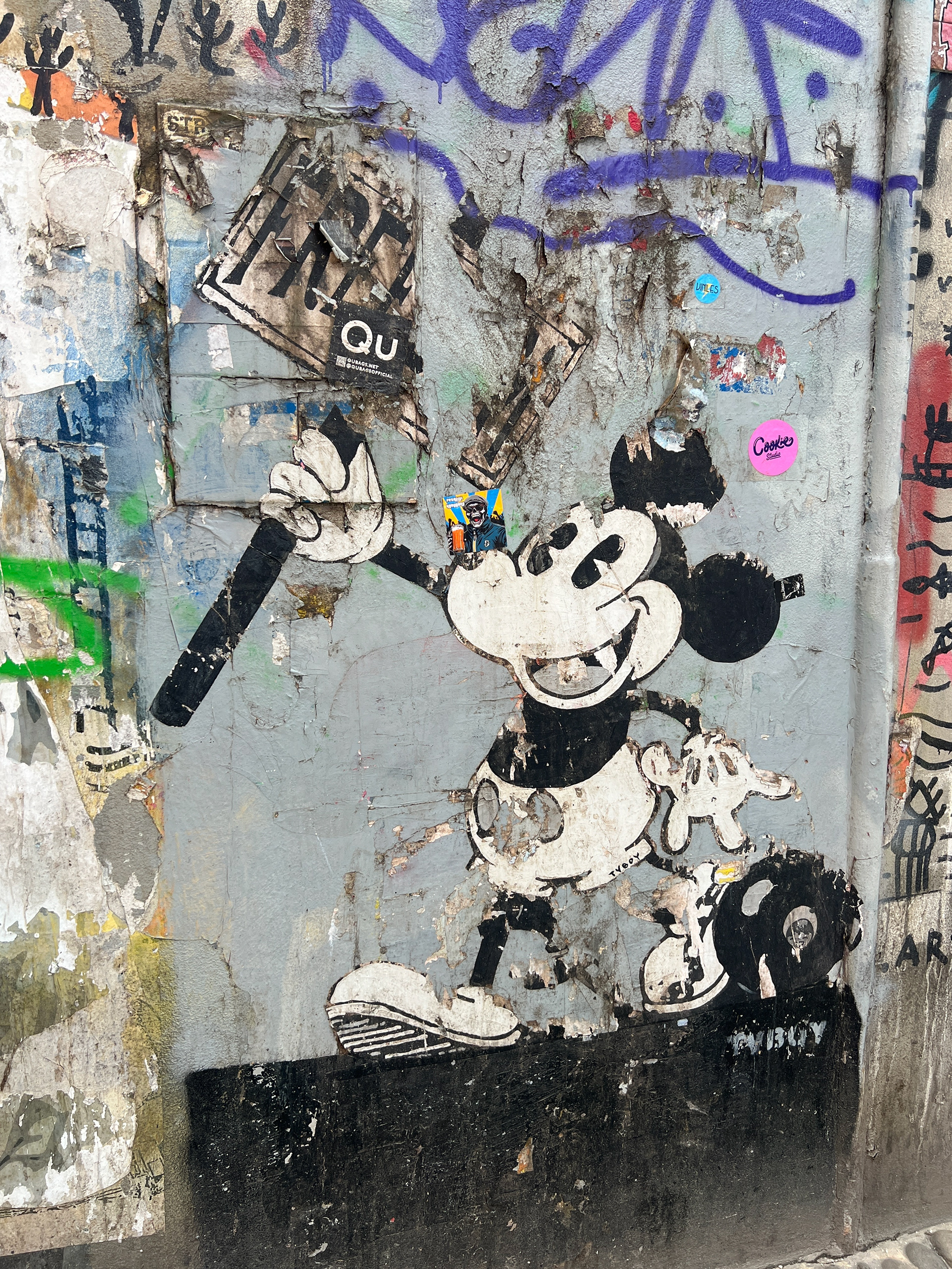 Some street art we saw on our way back to Aldi