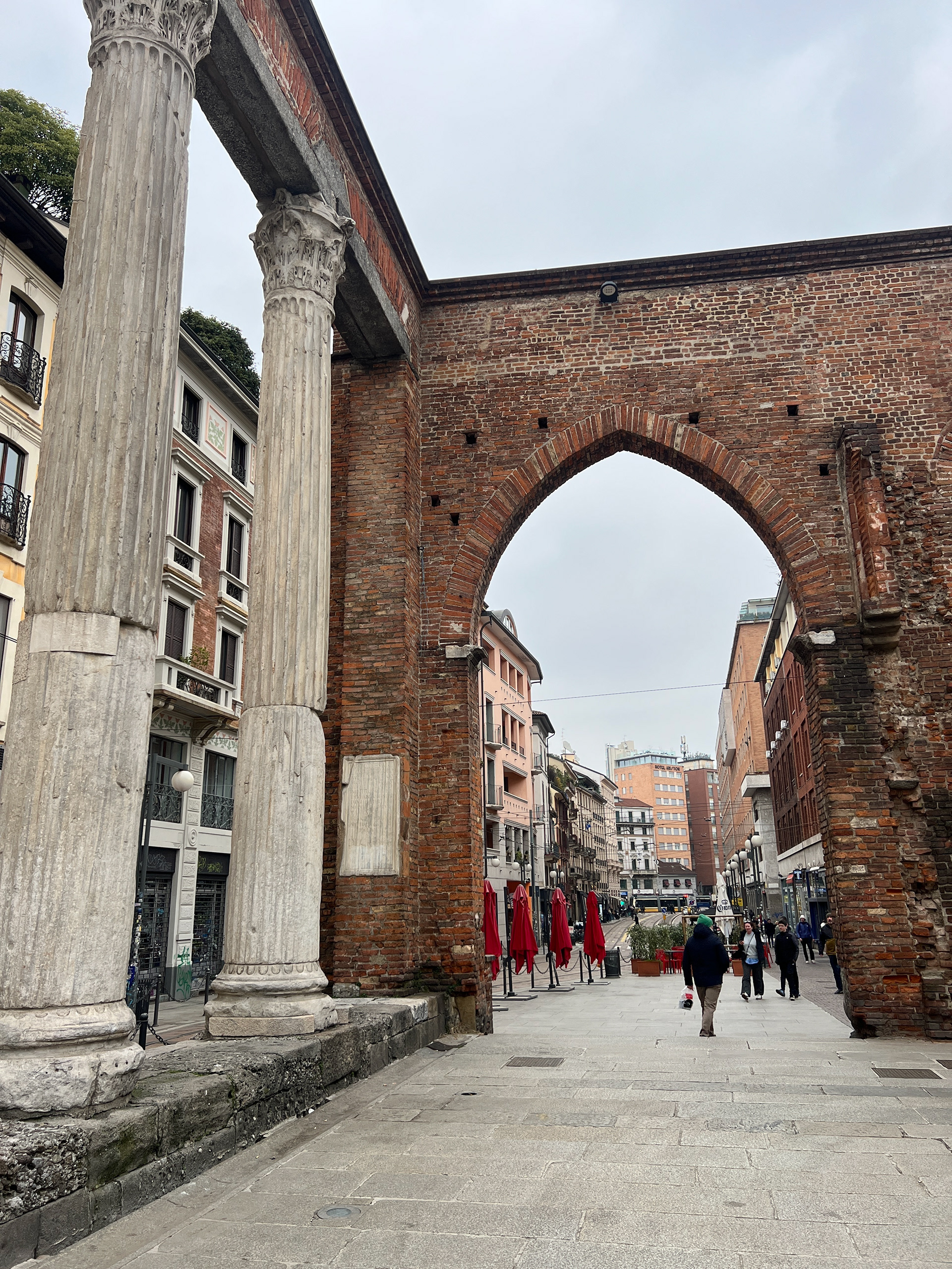 On the way to the Duomo we pass Colonne di San Lorenzo. This is a group of ancient Roman ruins, located in front of the Basilica of San Lorenzo.