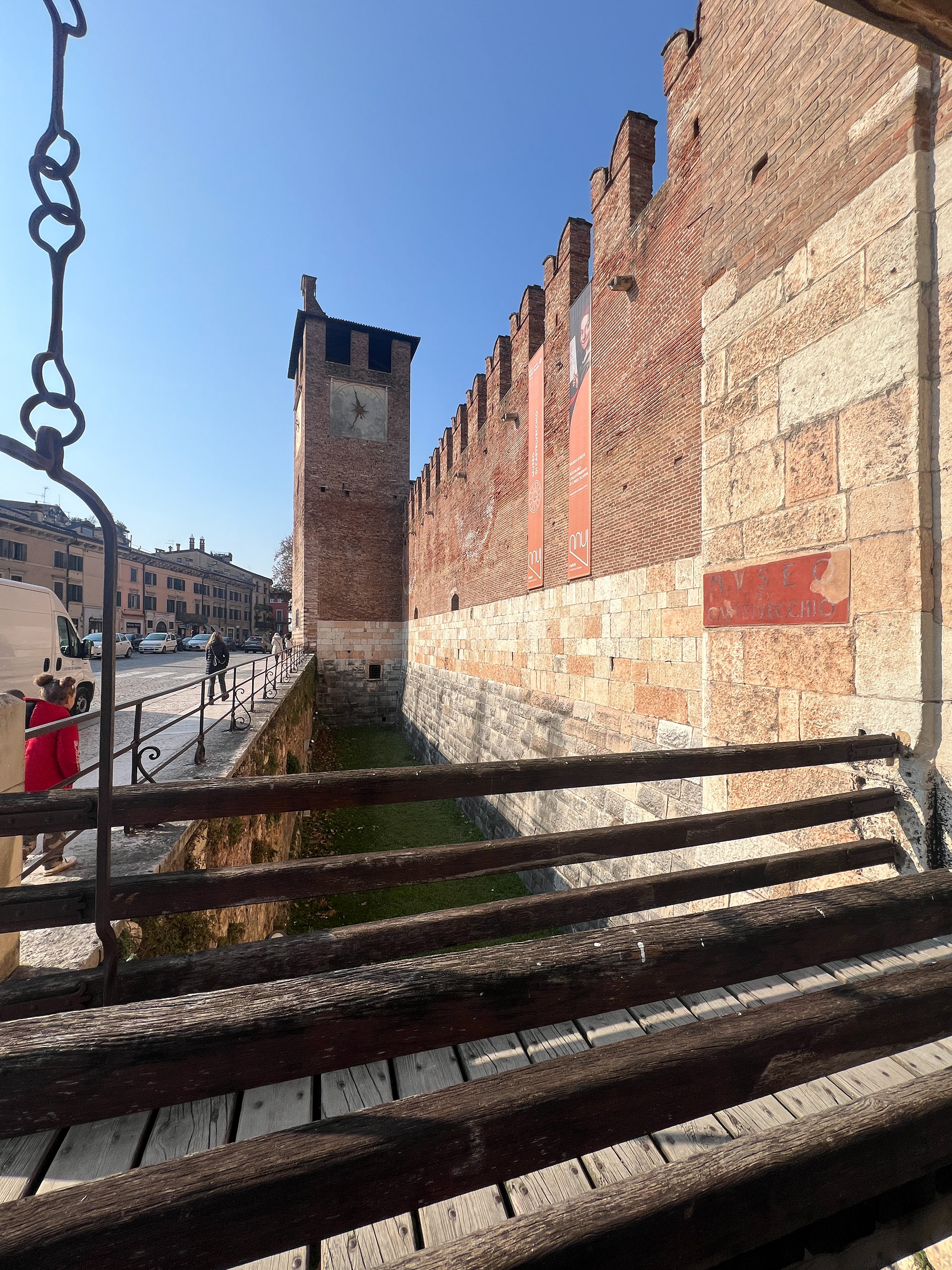Walking into Castelvecchio