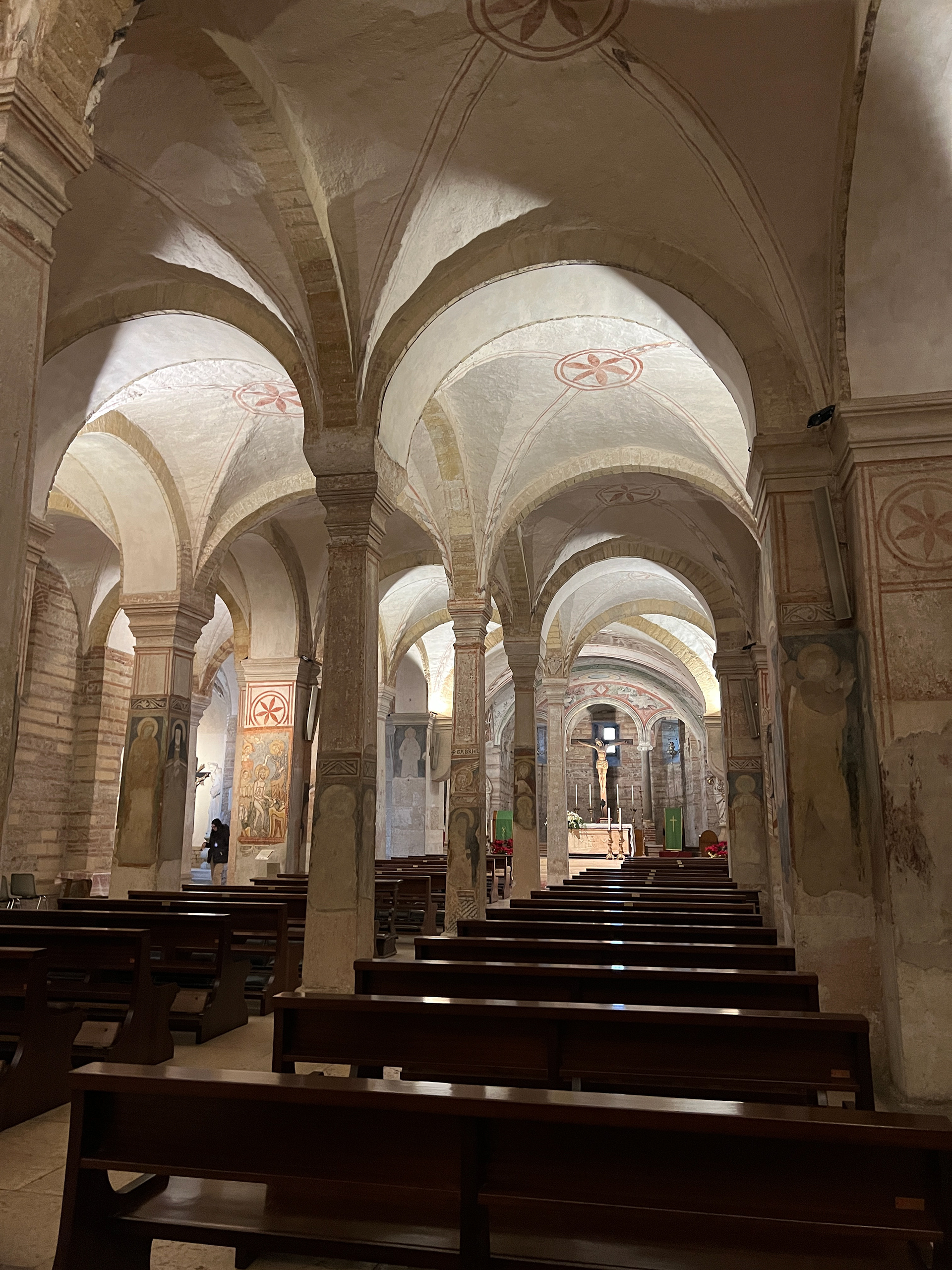 Lower Church in Chiesa di San Fermo Maggiore