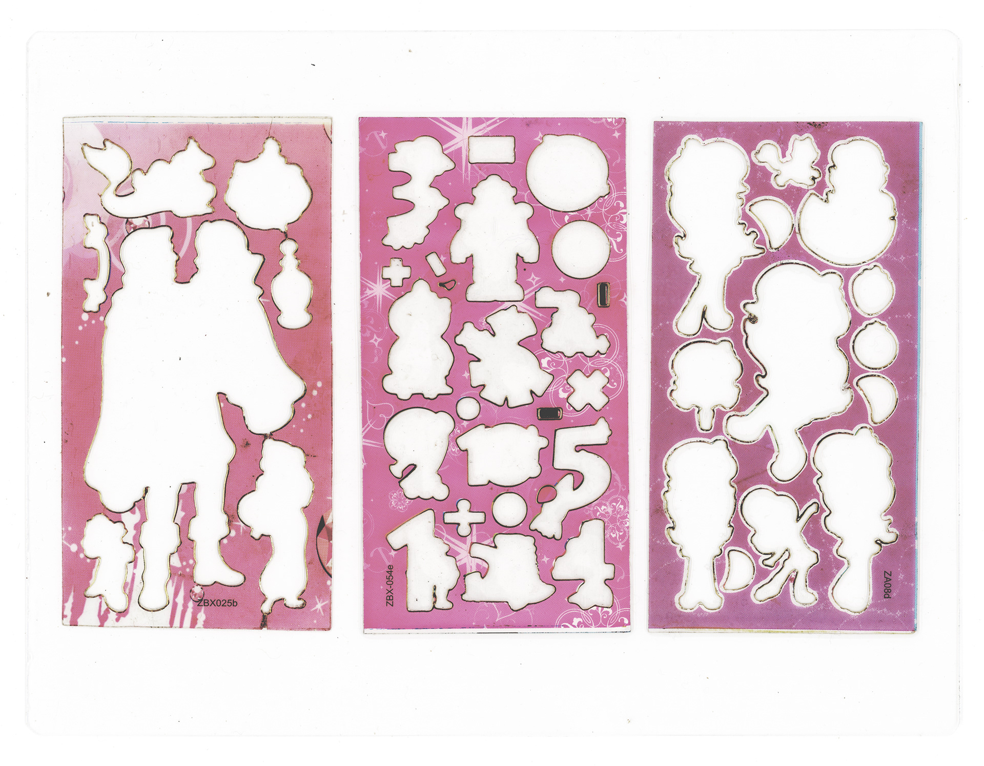 Adesivos (de/para Gabriel, [vírgula]), 2022, cartelas de adesivos encontradas seladas em poliéster, 17 × 22,5 cm (TC325)