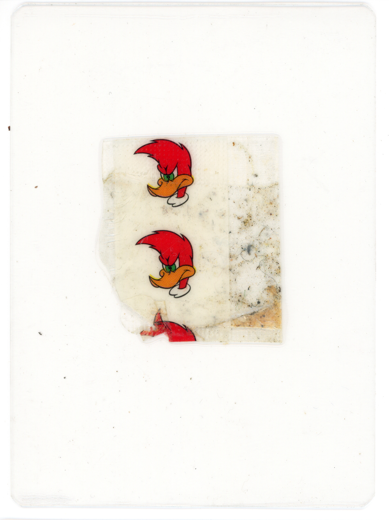 Tulio Costa. Pica-pau #5, da série Vício, 2022, embalagens plásticas encontradas selados em poliéster, 11 x 8 cm (TC297)