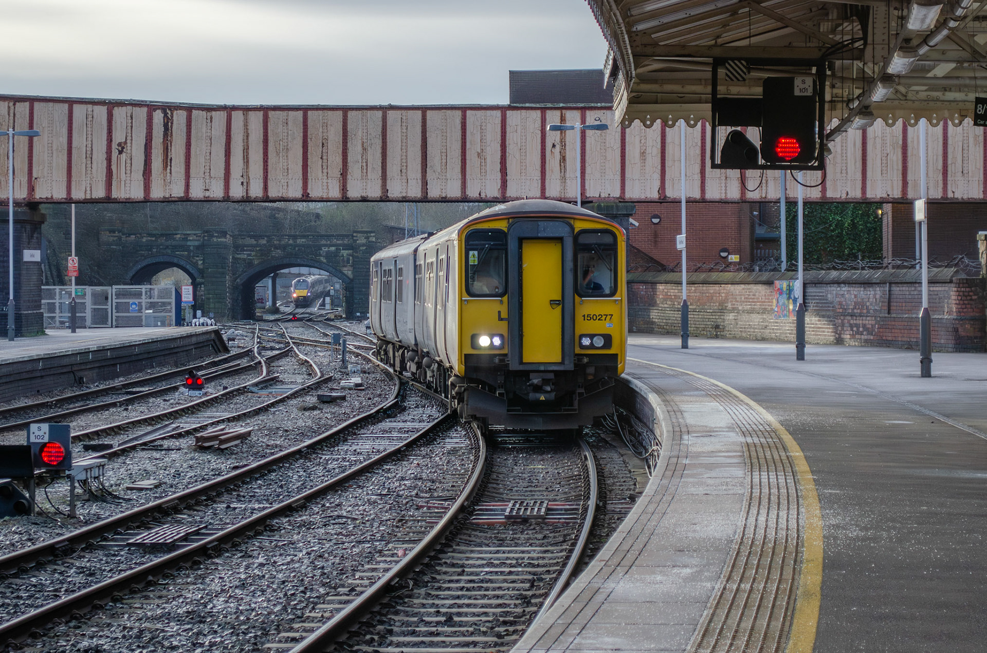 150277 Arrives to form the once daily return trip to Cleethorpes via Brigg