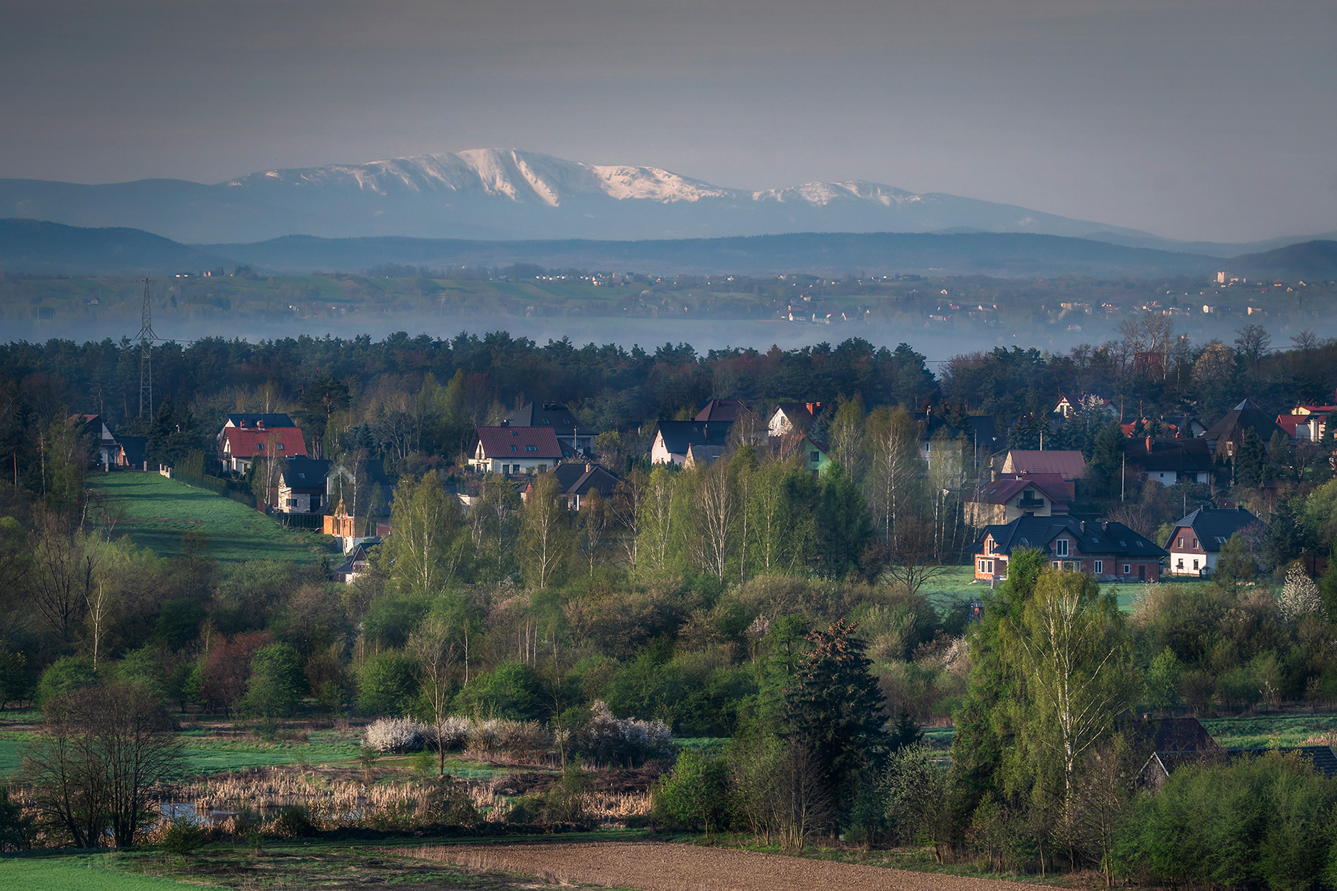 Widok z Tyńca na Babią Górę