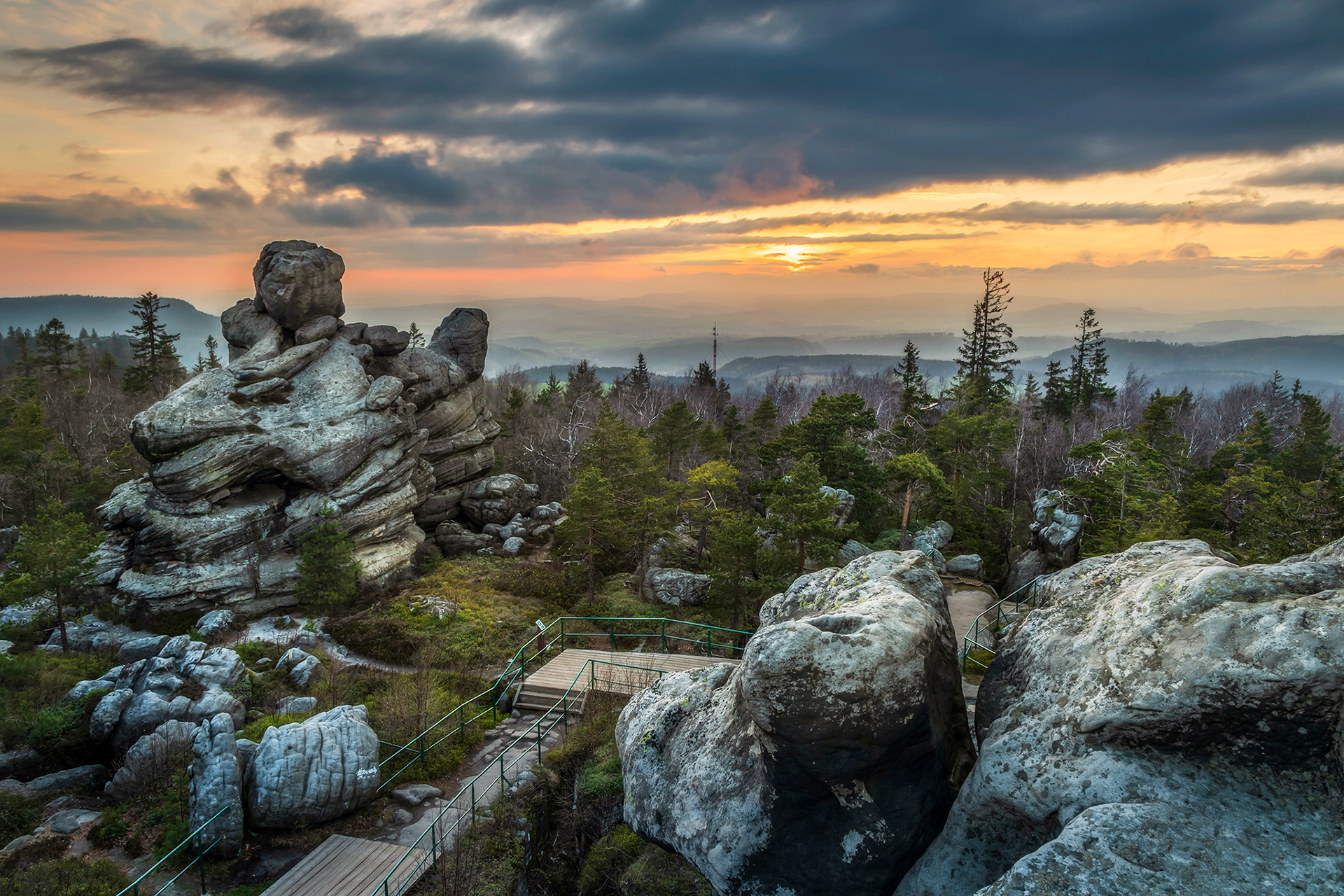 Szczeliniec Wielki, Góry Stołowe