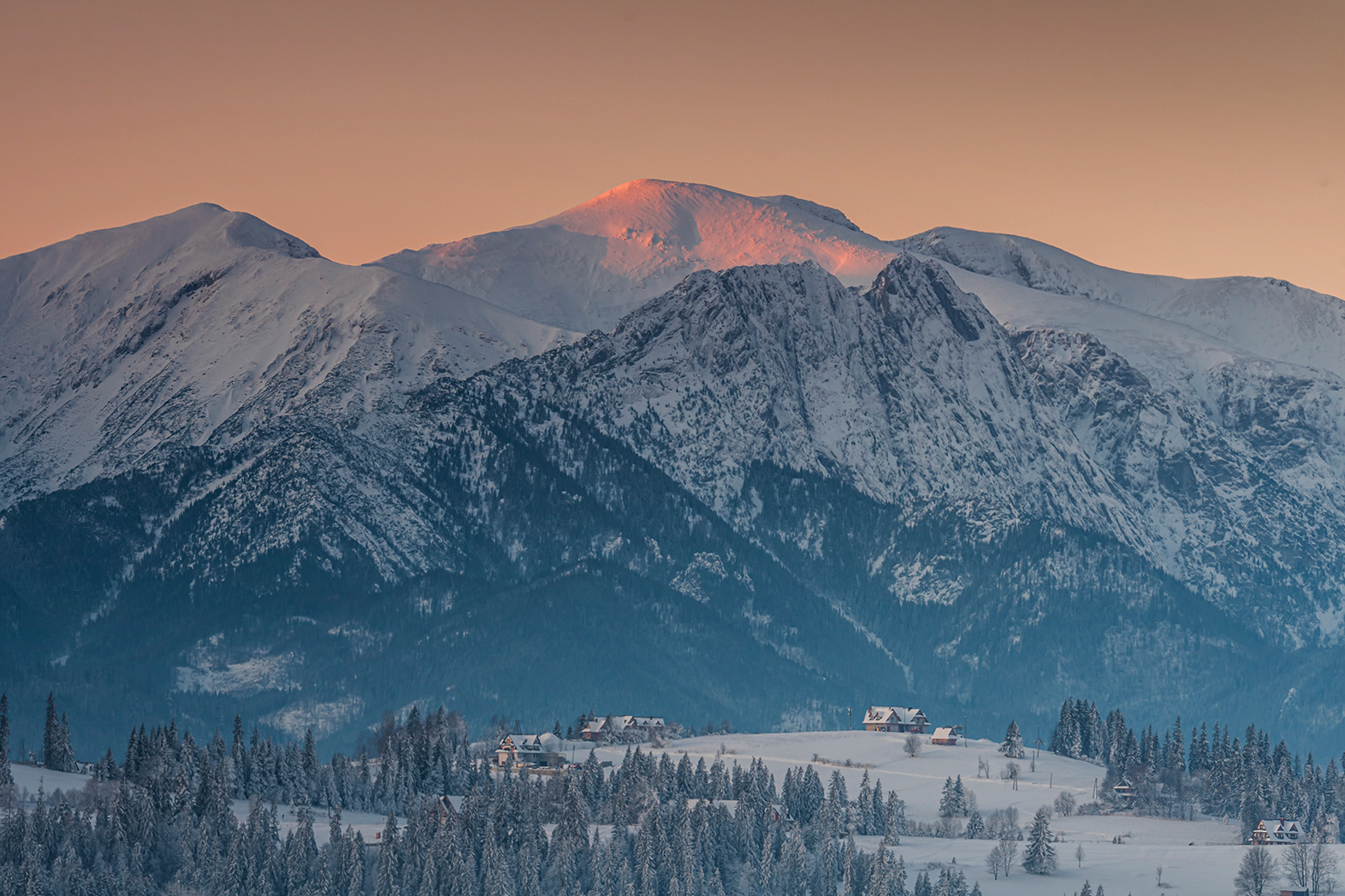 Widok z Czarnej Góry na Giewont