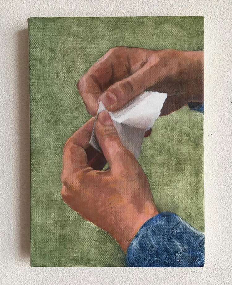 “Tearing a Note” (2020) 22.7x15.8cm, oil on linen
