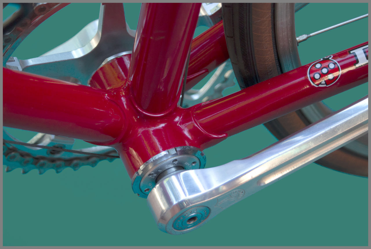Bottom Bracket Top