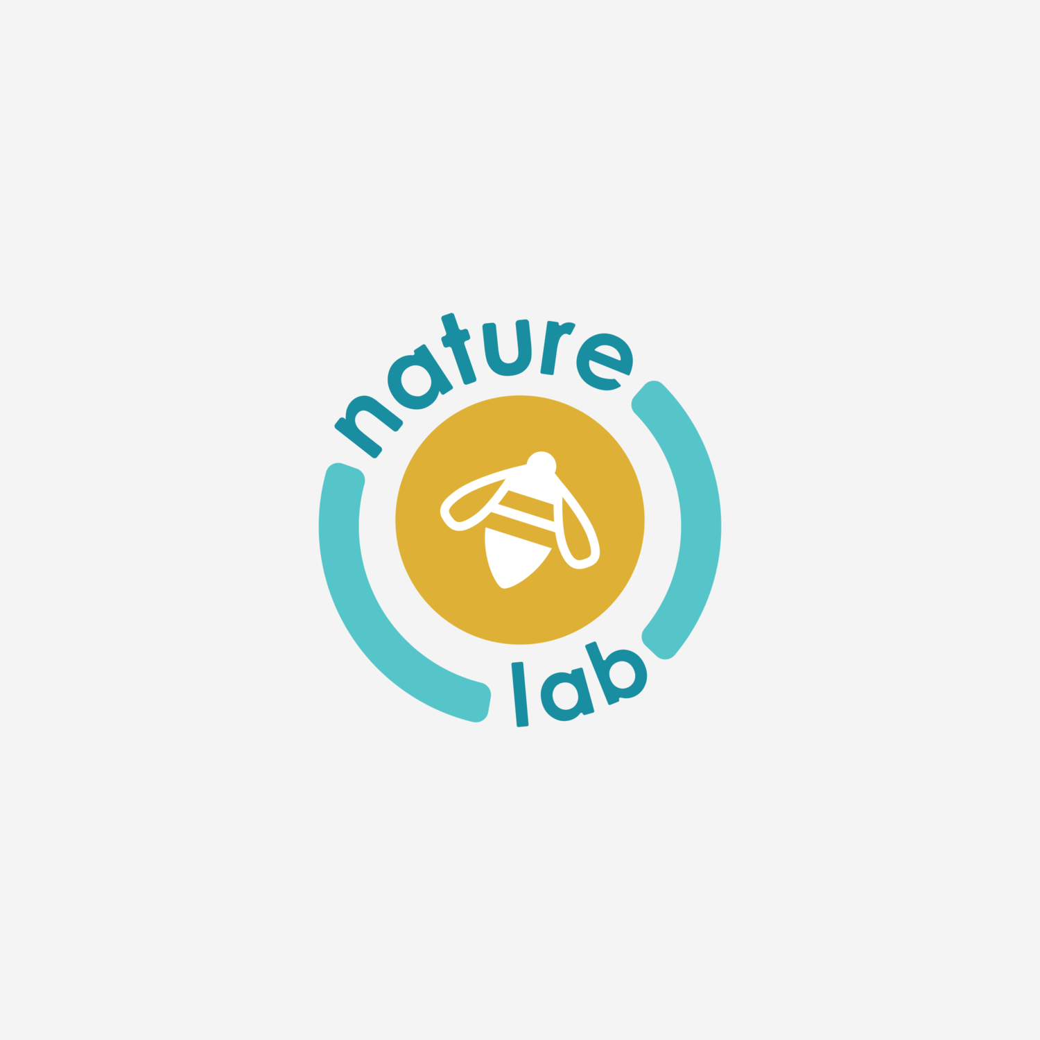 An icon of a bee is centered in a yellow circle. Around the circle the words "nature," "lab," and two bold lines wrap in blue.