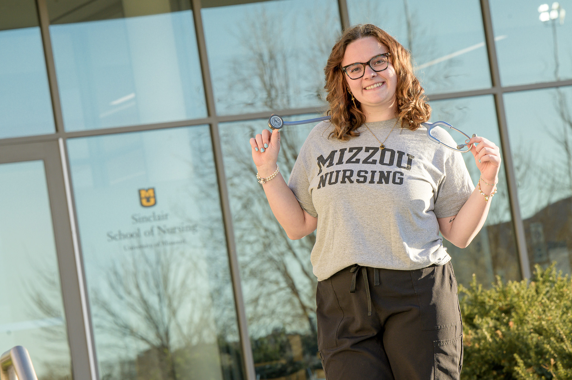 Experienced graduation photographer based in Missouri. Providing solid, professional portrait sessions for College Seniors and their families.