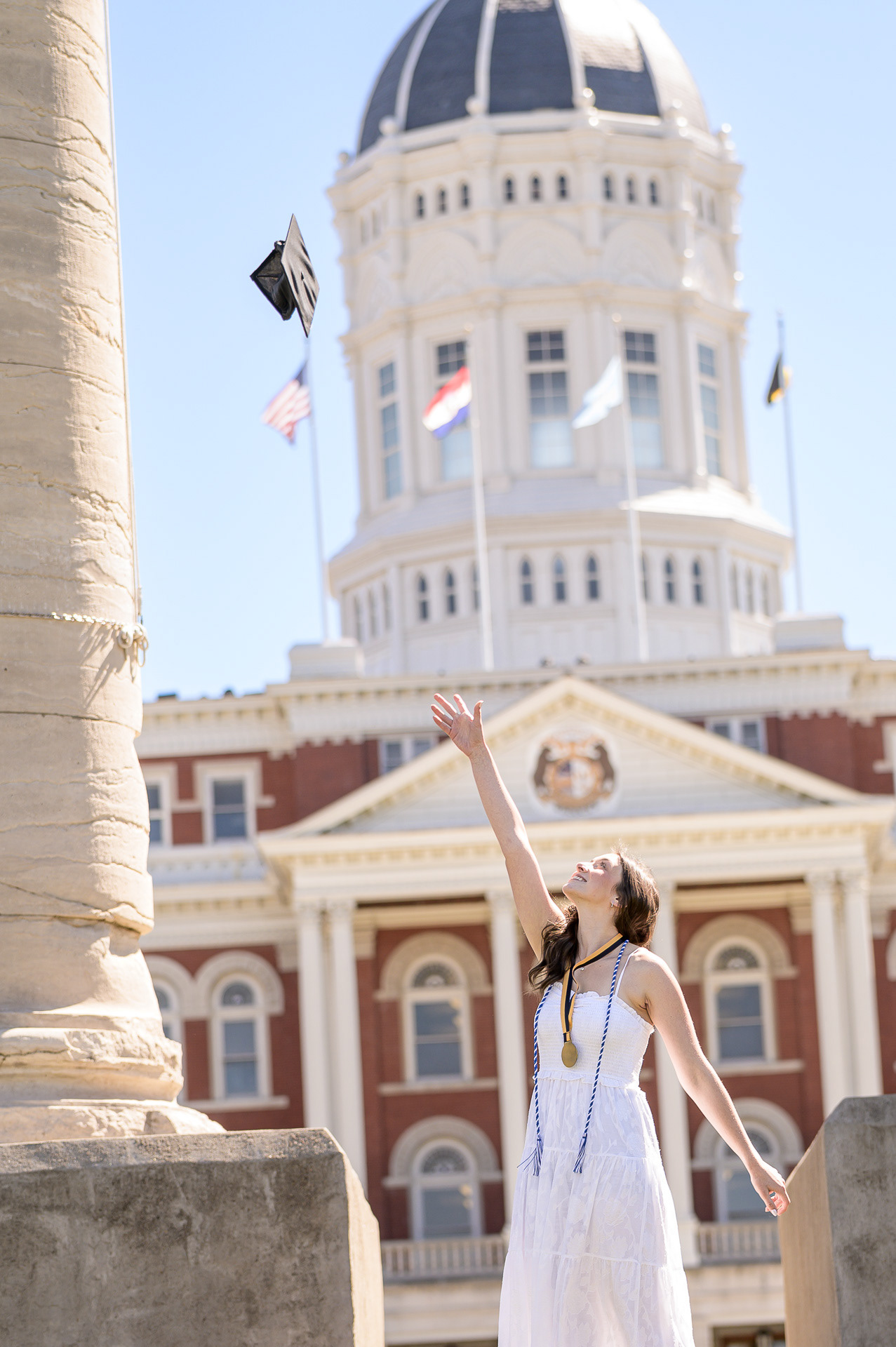 Experienced graduation photographer based in Missouri. Providing solid, professional portrait sessions for College Seniors and their families.