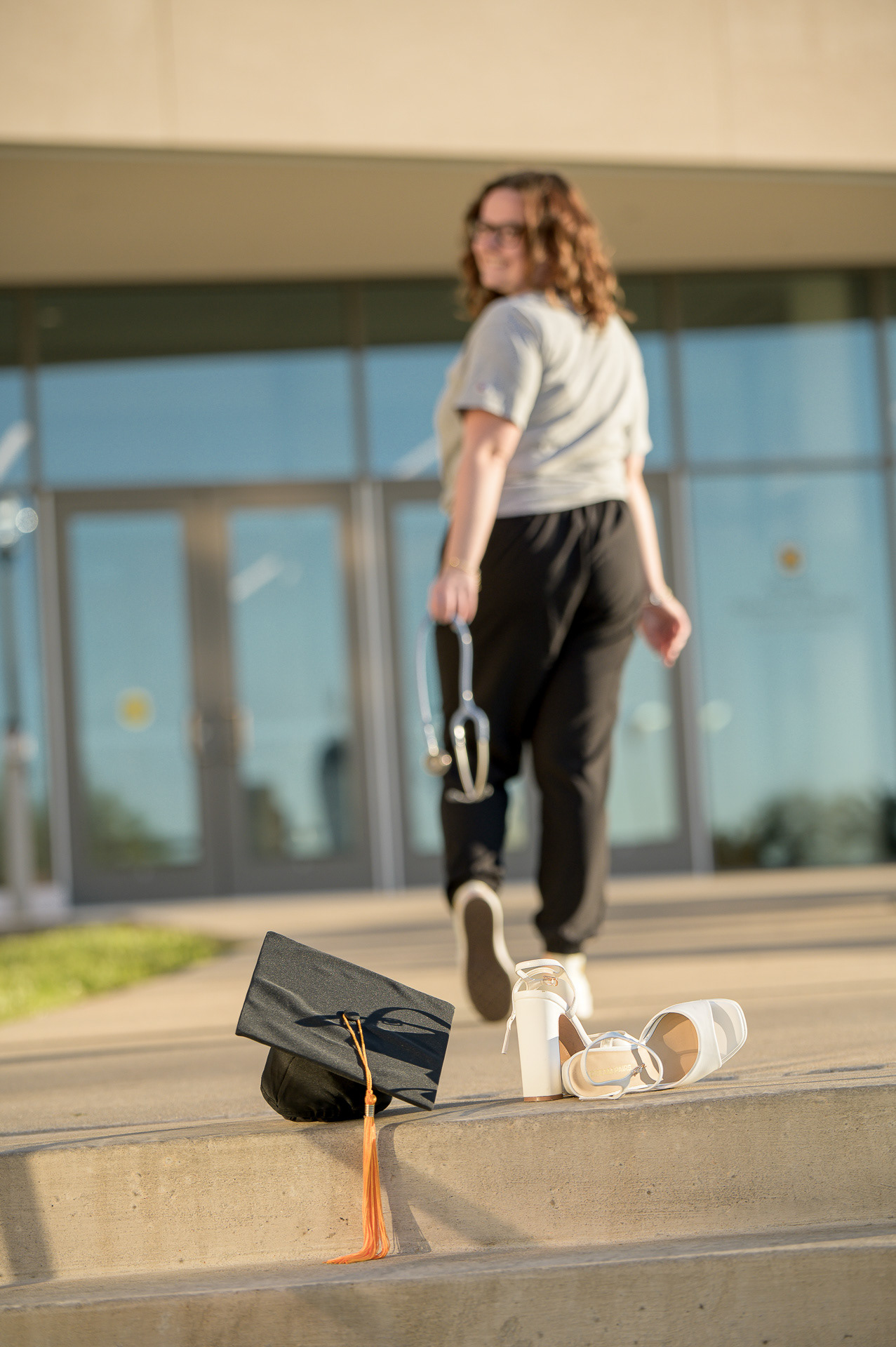 Experienced graduation photographer based in Missouri. Providing solid, professional portrait sessions for College Seniors and their families.