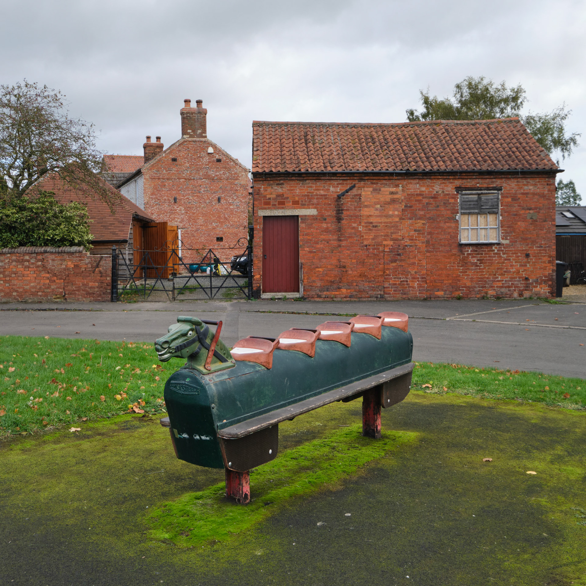 Iron Horse, Hose