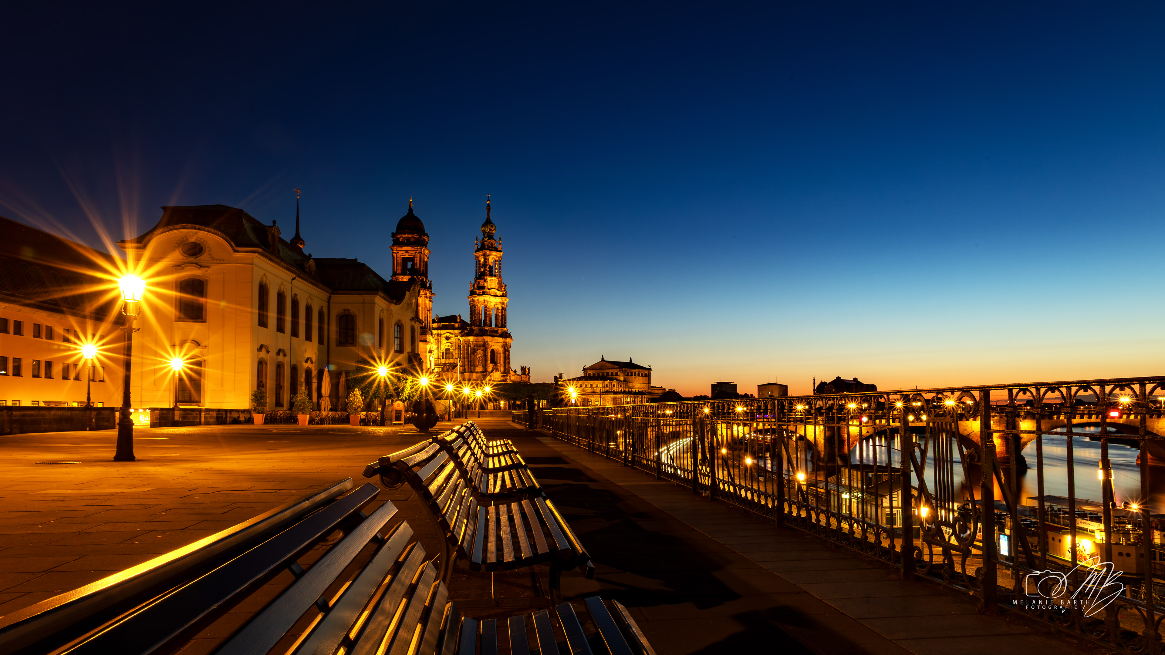 Abendgold über Dresden