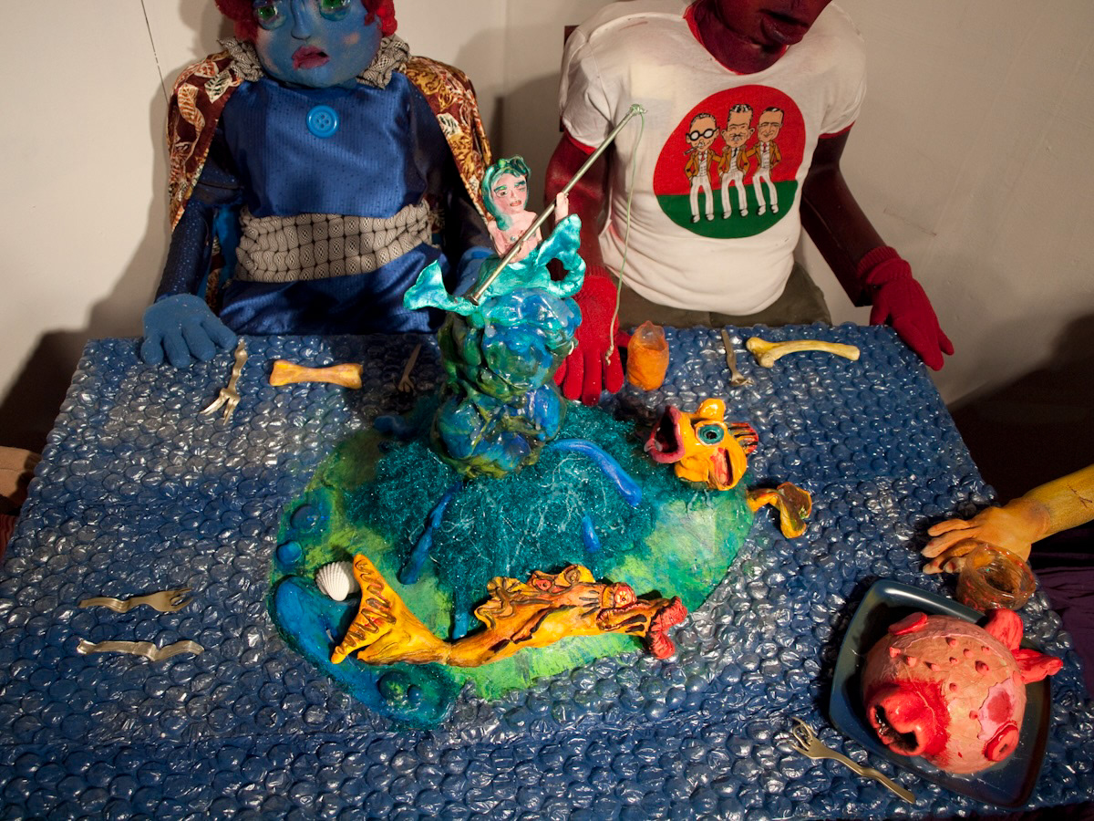 Lindsay Kovnat- Family Puppet portrait