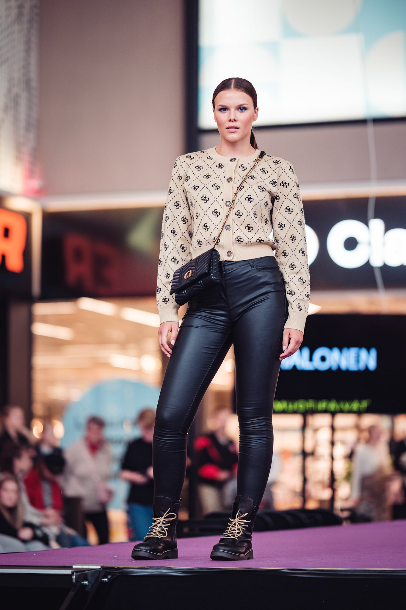Fashion Unit