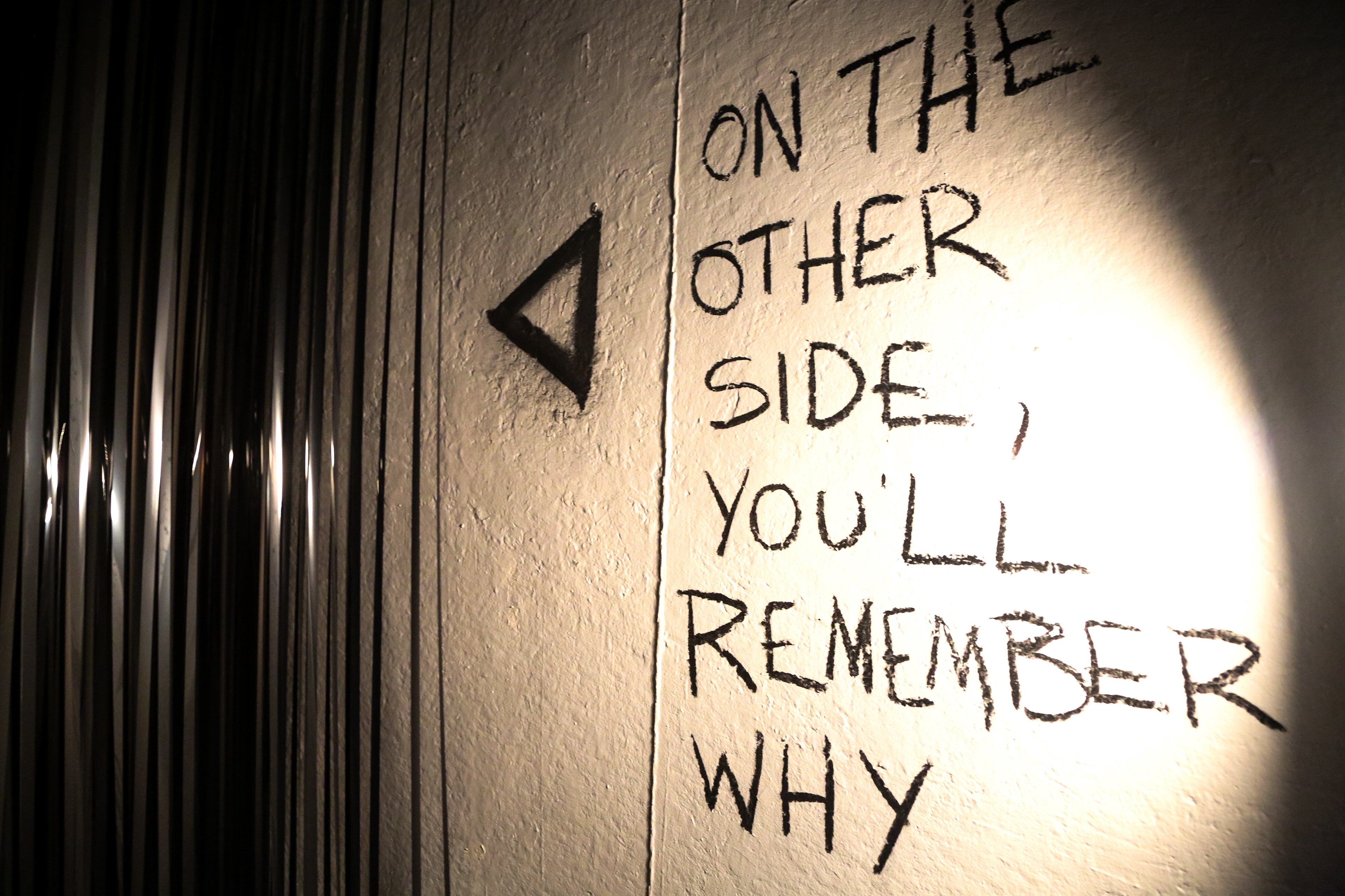 PLAY (REMEMBER)