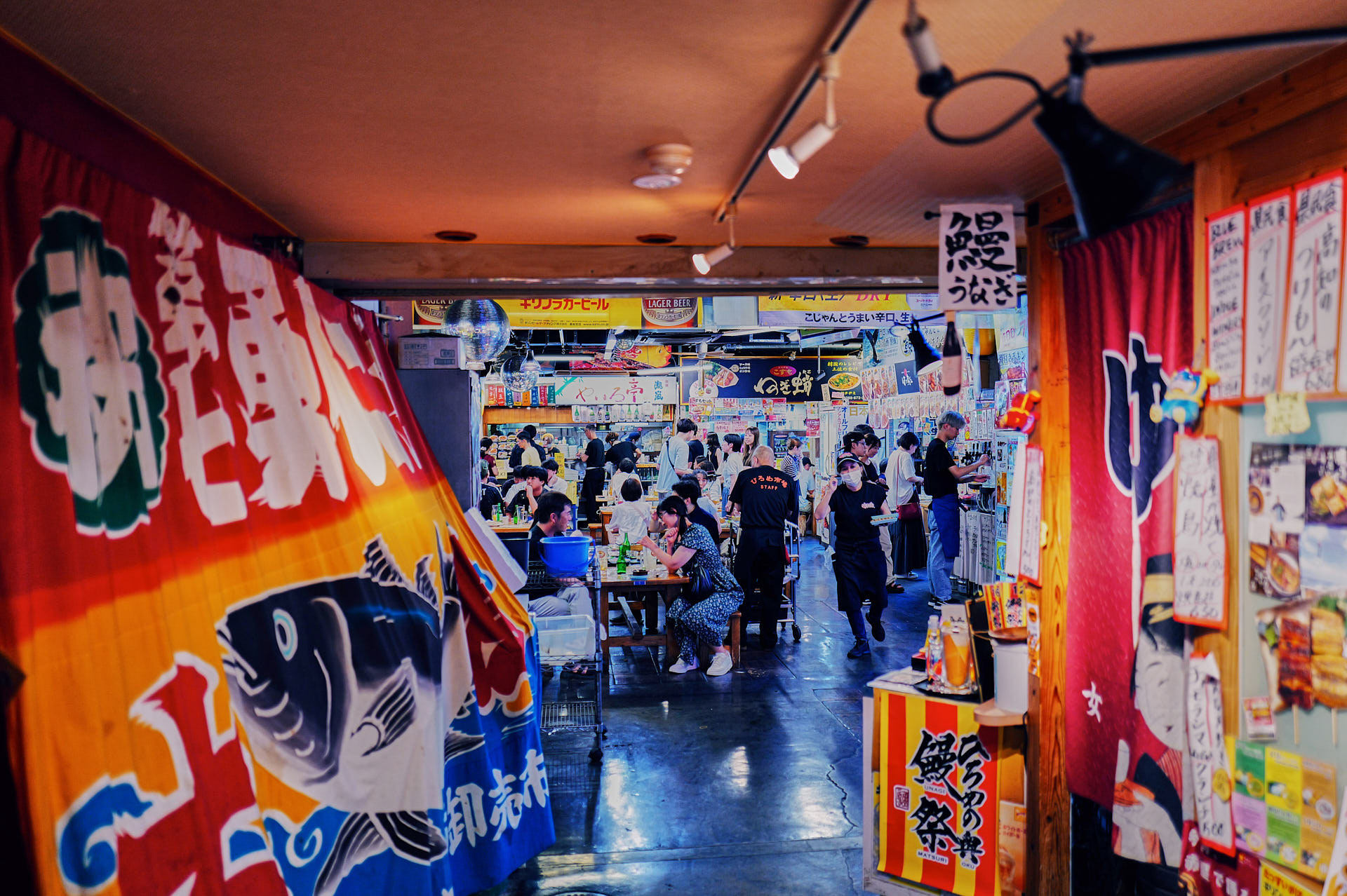 ひろめ市場