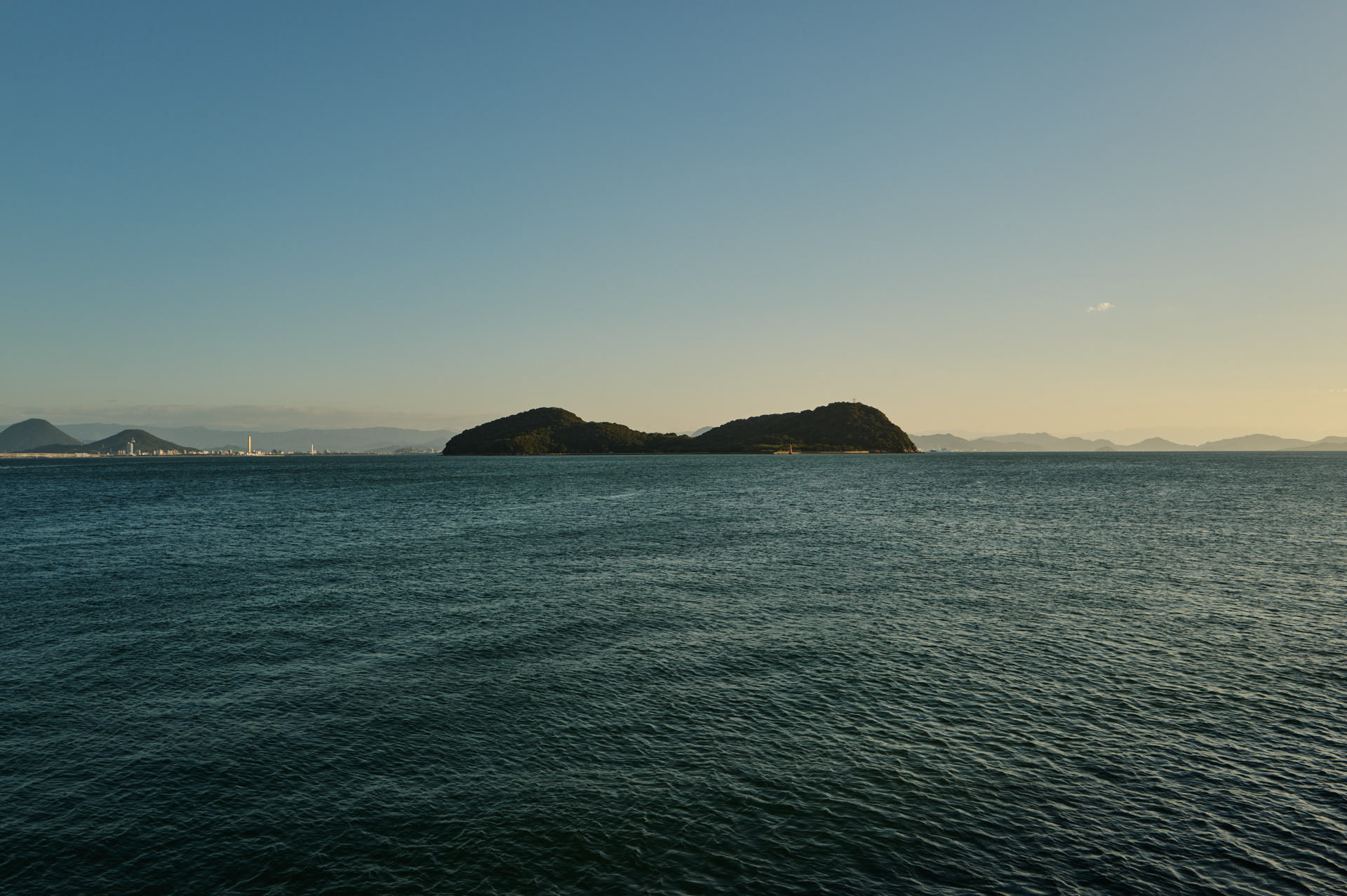 志々島