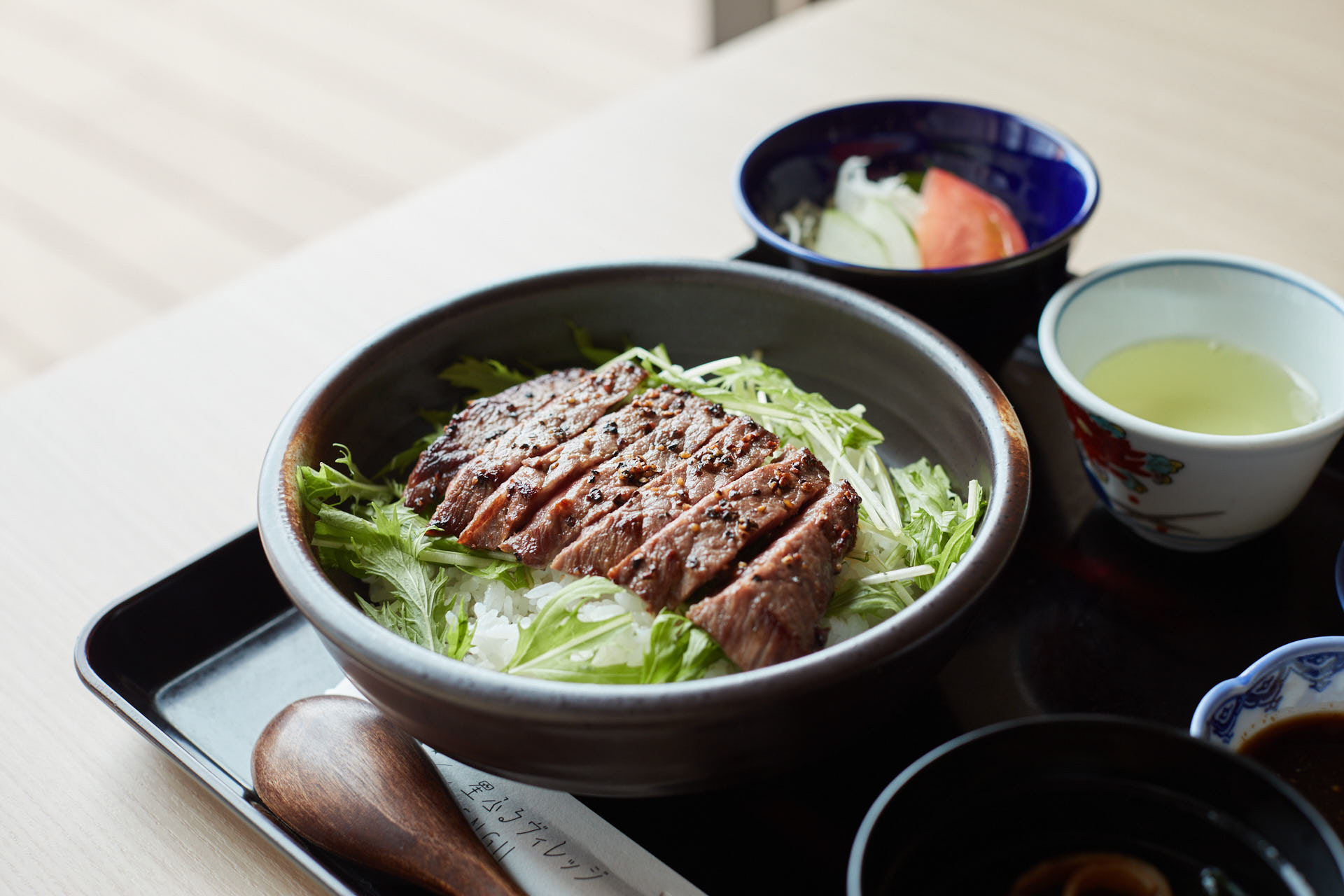 星ふるヴィレッジTENGU 土佐和牛のステーキ丼