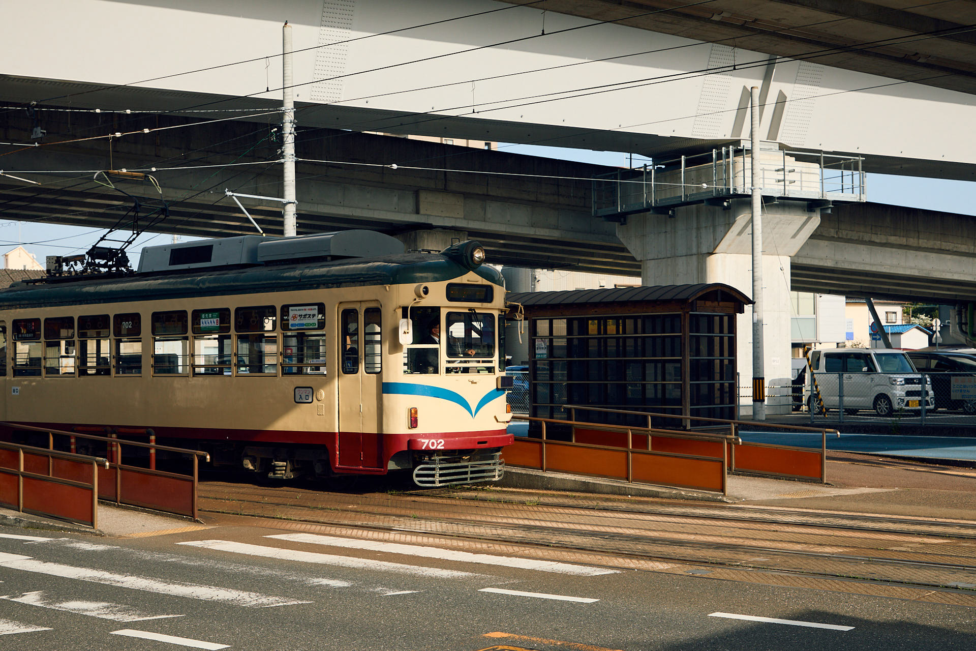 県立美術館通駅