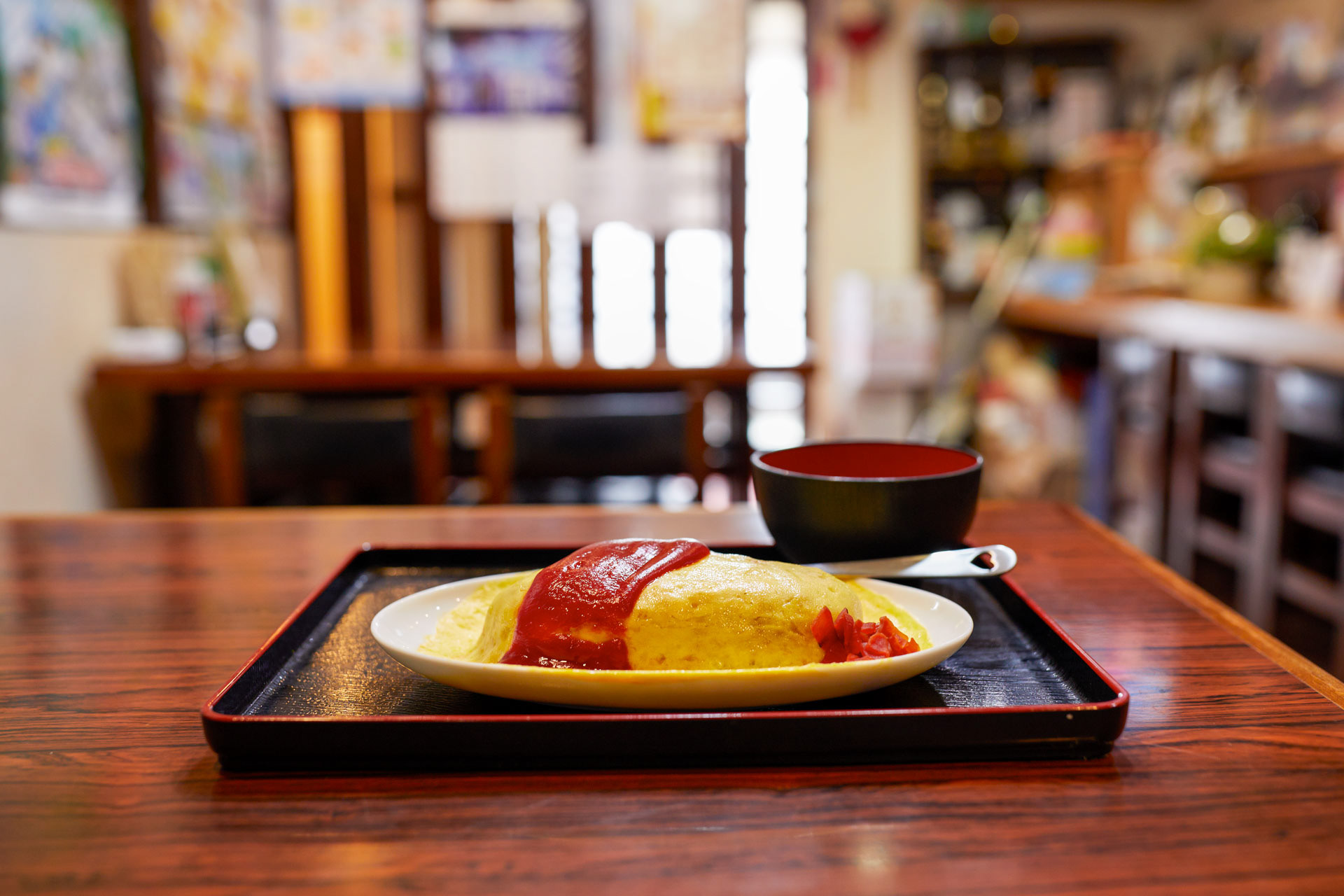 大衆食堂えみ オムライス