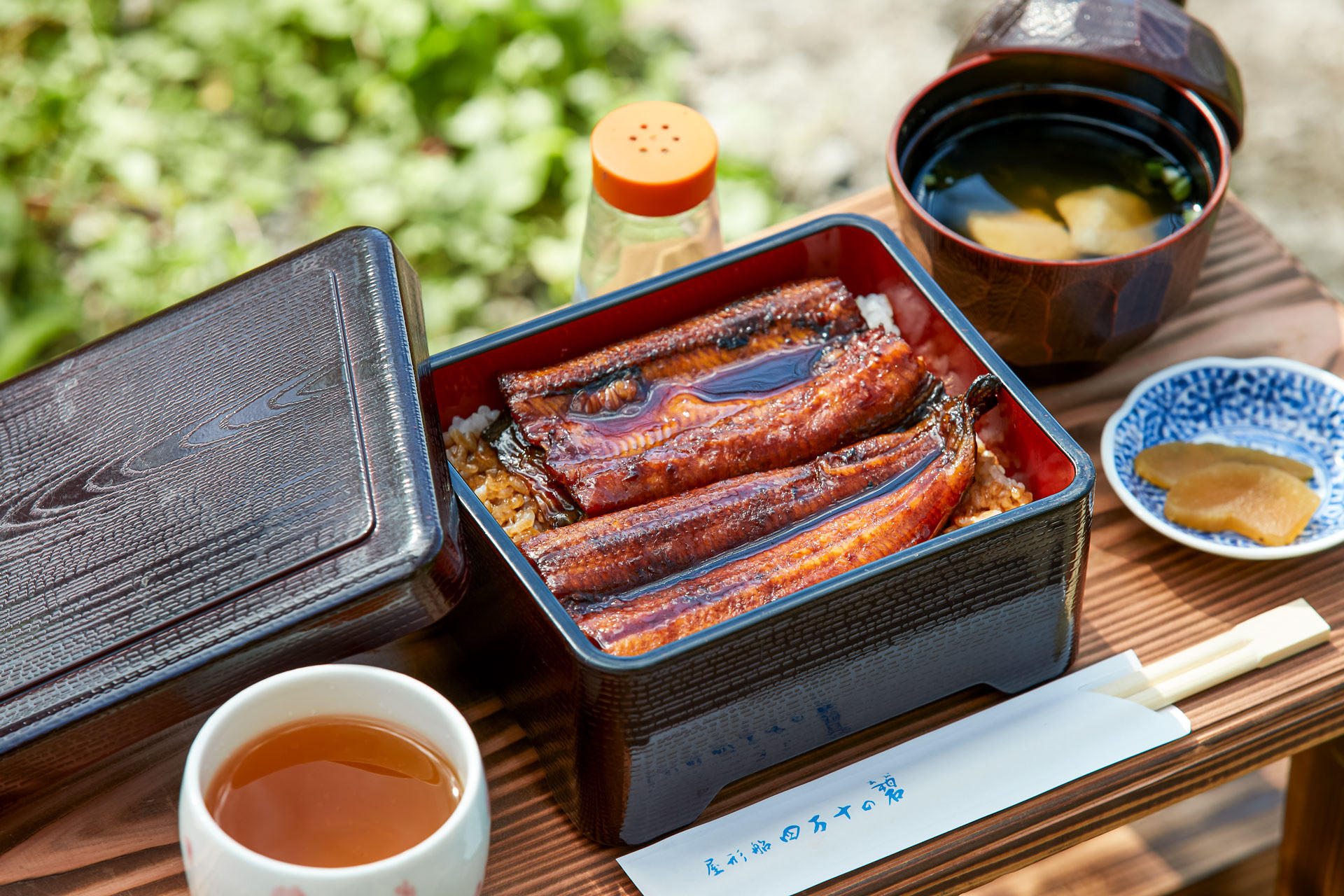 屋形船四万十の碧 特製うな重