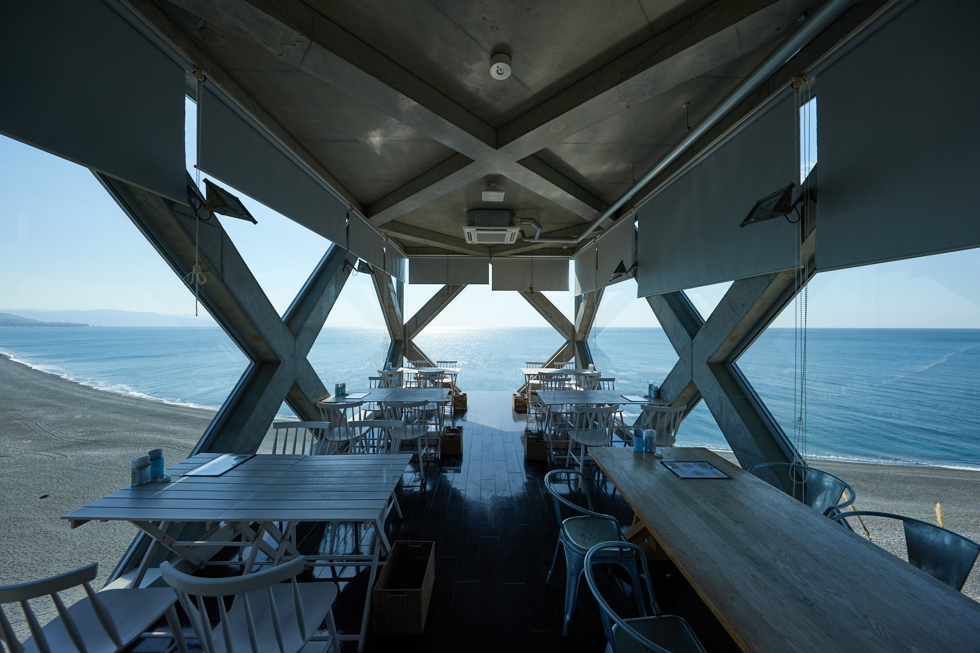 SEA HOUSE