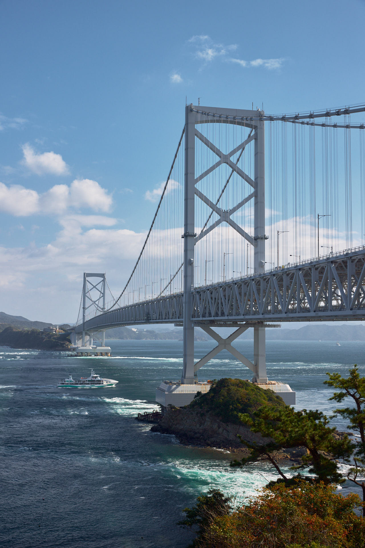 大鳴門橋