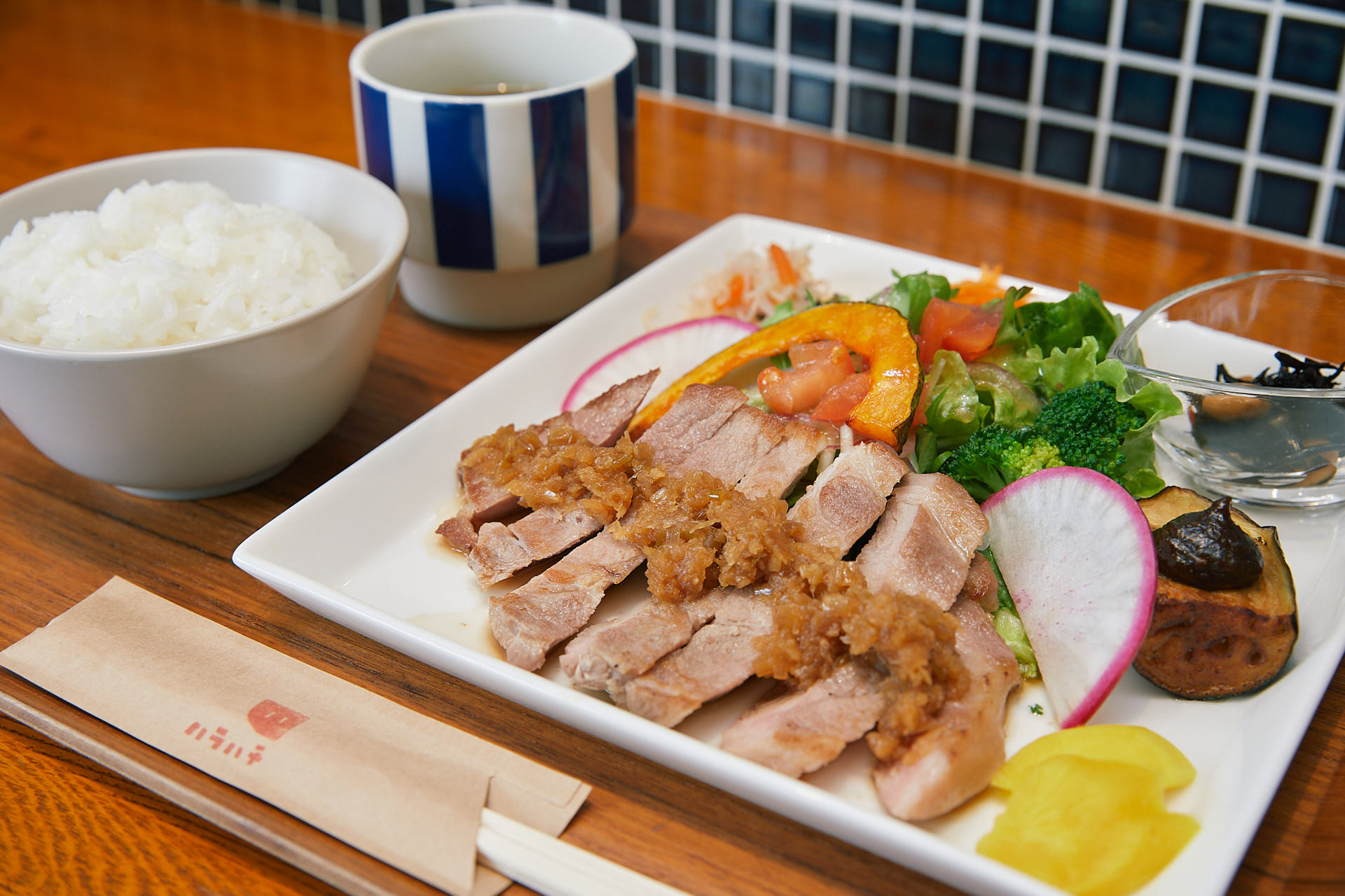 街角食堂ハラハチ 日替わりランチ