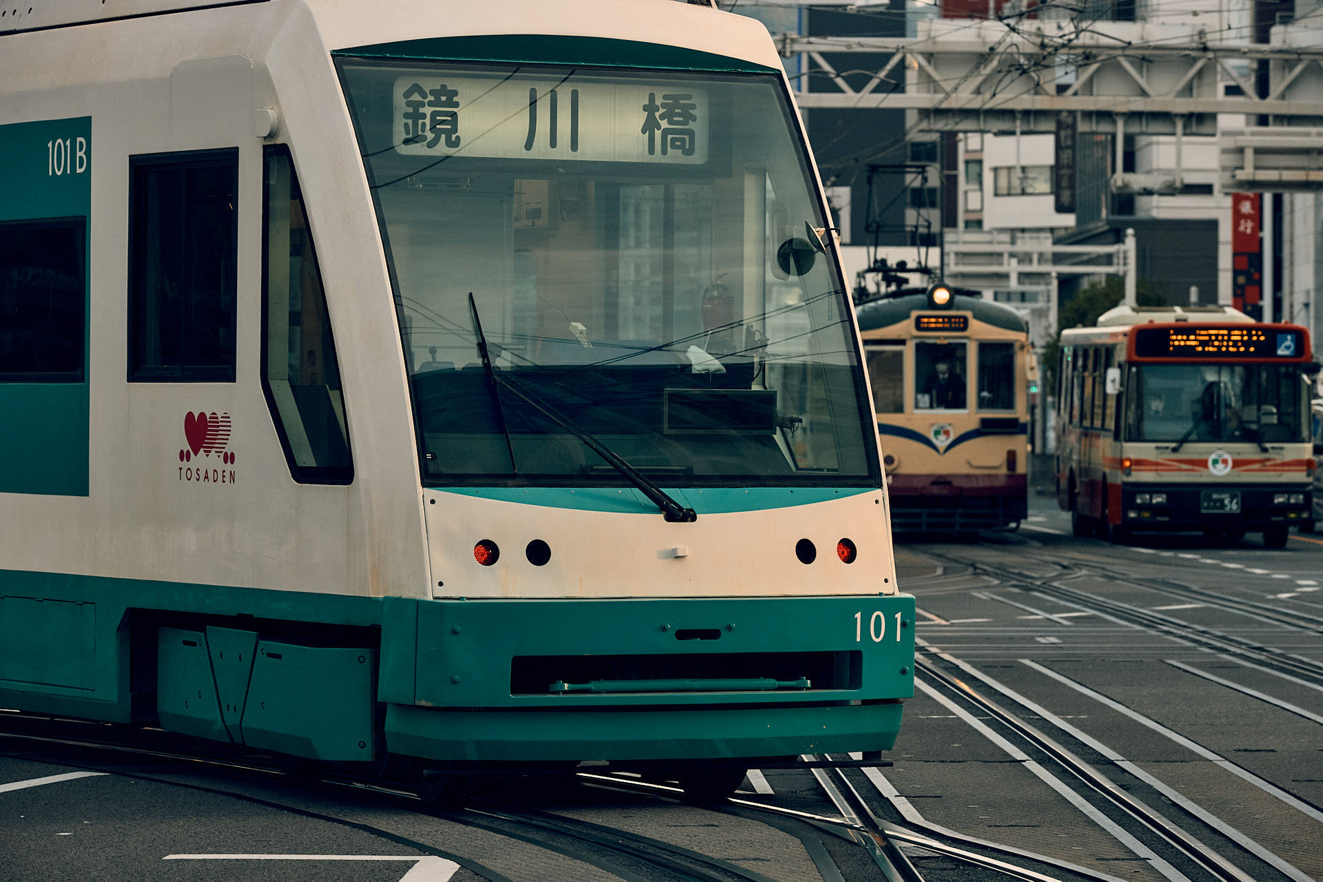 はりまや橋交差点