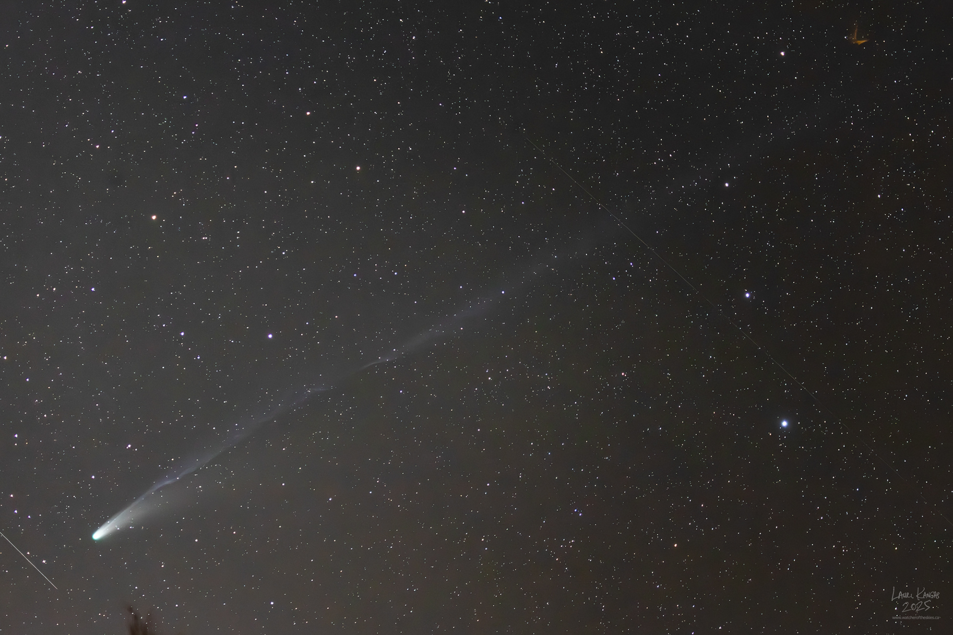 The tail of the comet looks more turbulent on October 25 2025 at 120mm focal length