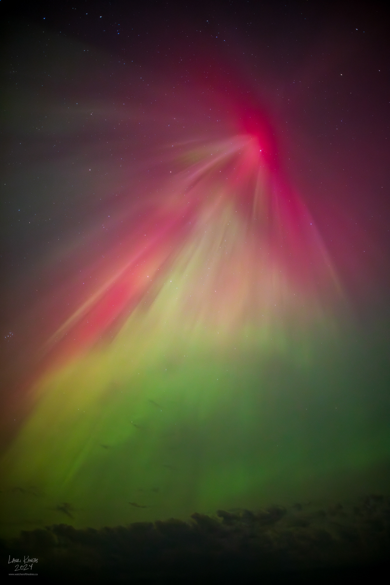 Auroral Corona during severe G4 Geomagnetic Storm over Amethyst Bay