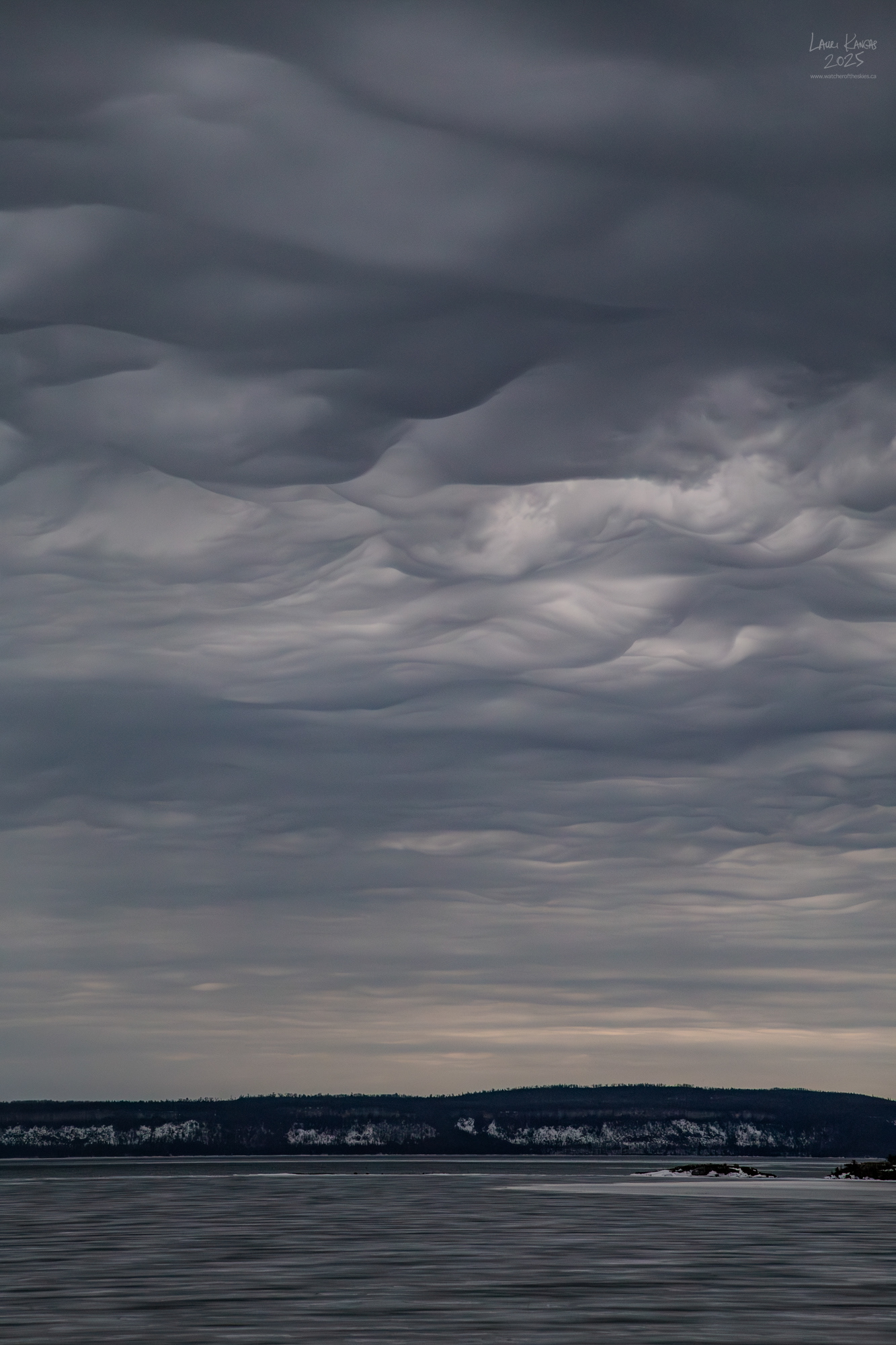 Asperitas Clouds - Amethyst Bay, Lake Superior - April 17 2025