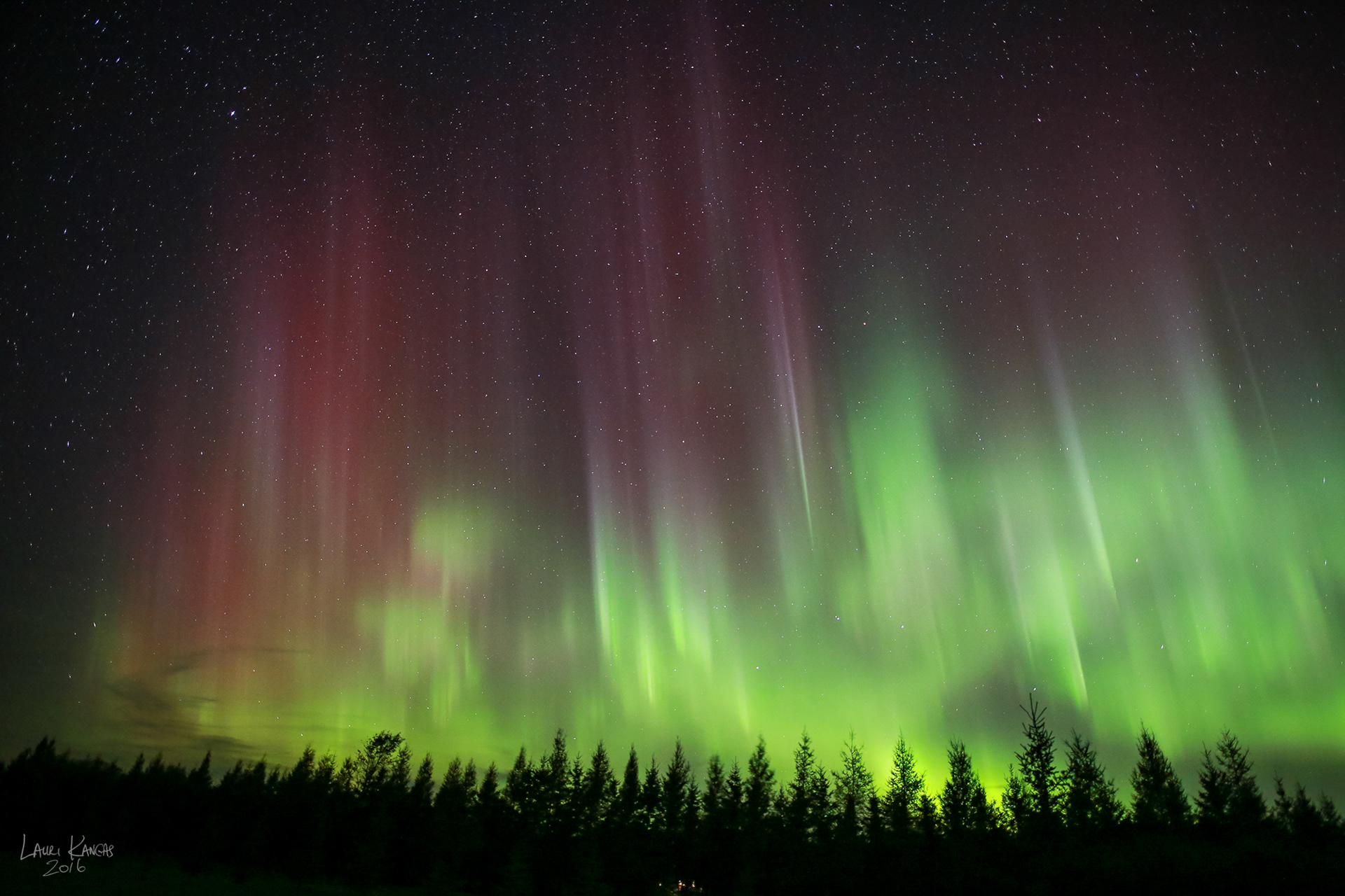 Beautiful Red Aurora - October 3, 2016