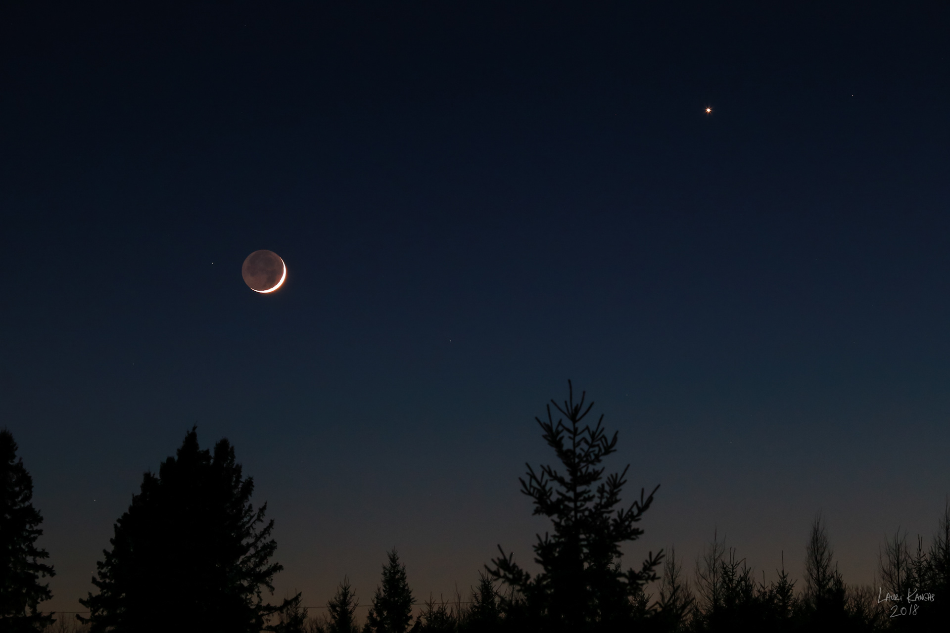 The Moon and Venus - April 17, 2018