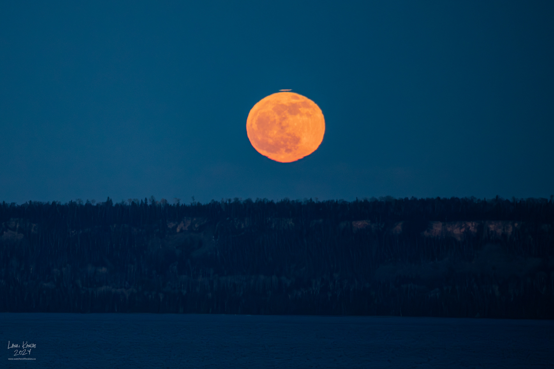 Pink Moon Rising with Green Flash - Apr 23 2024