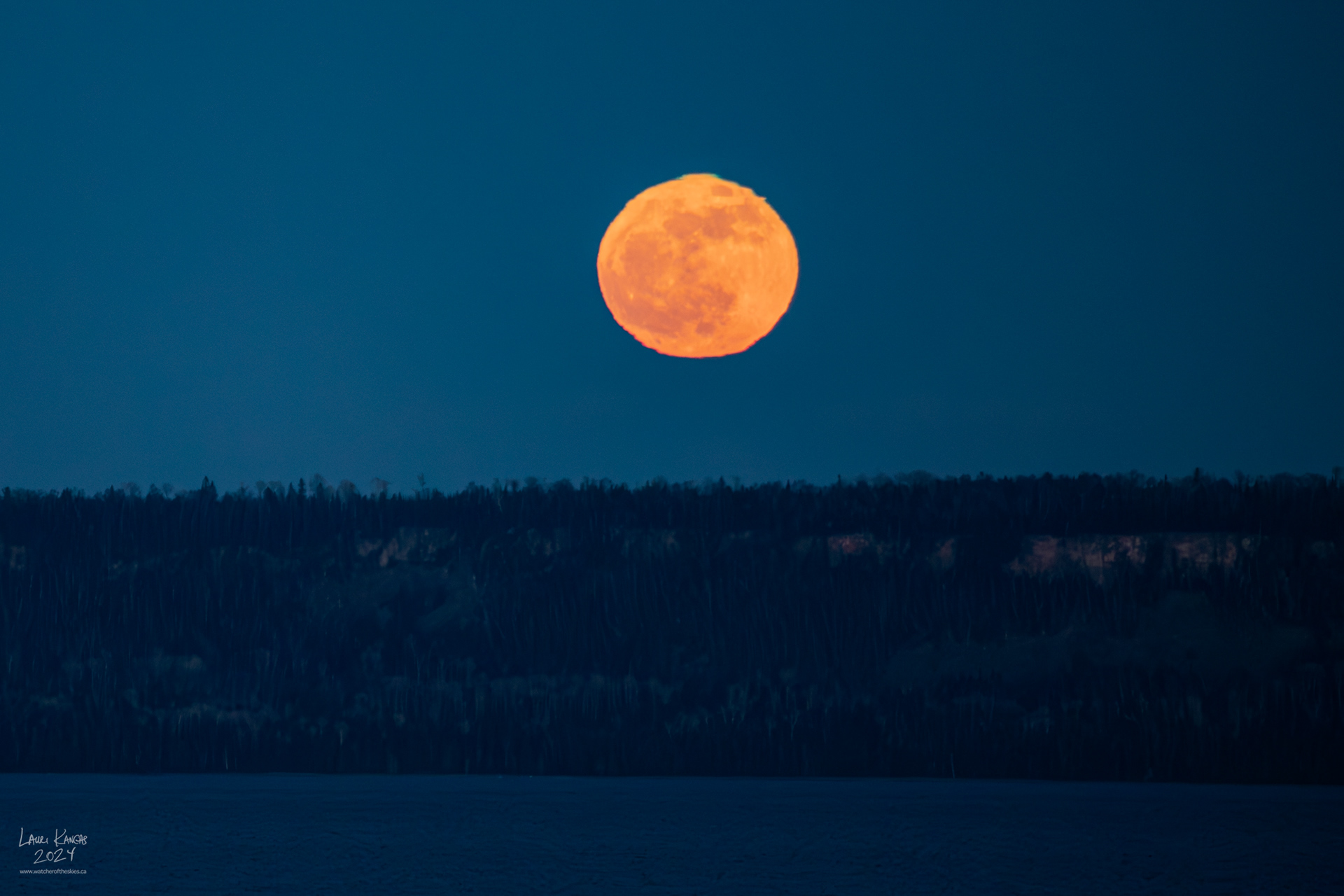 Pink Moon Rising with Green Flash - Apr 23 2024