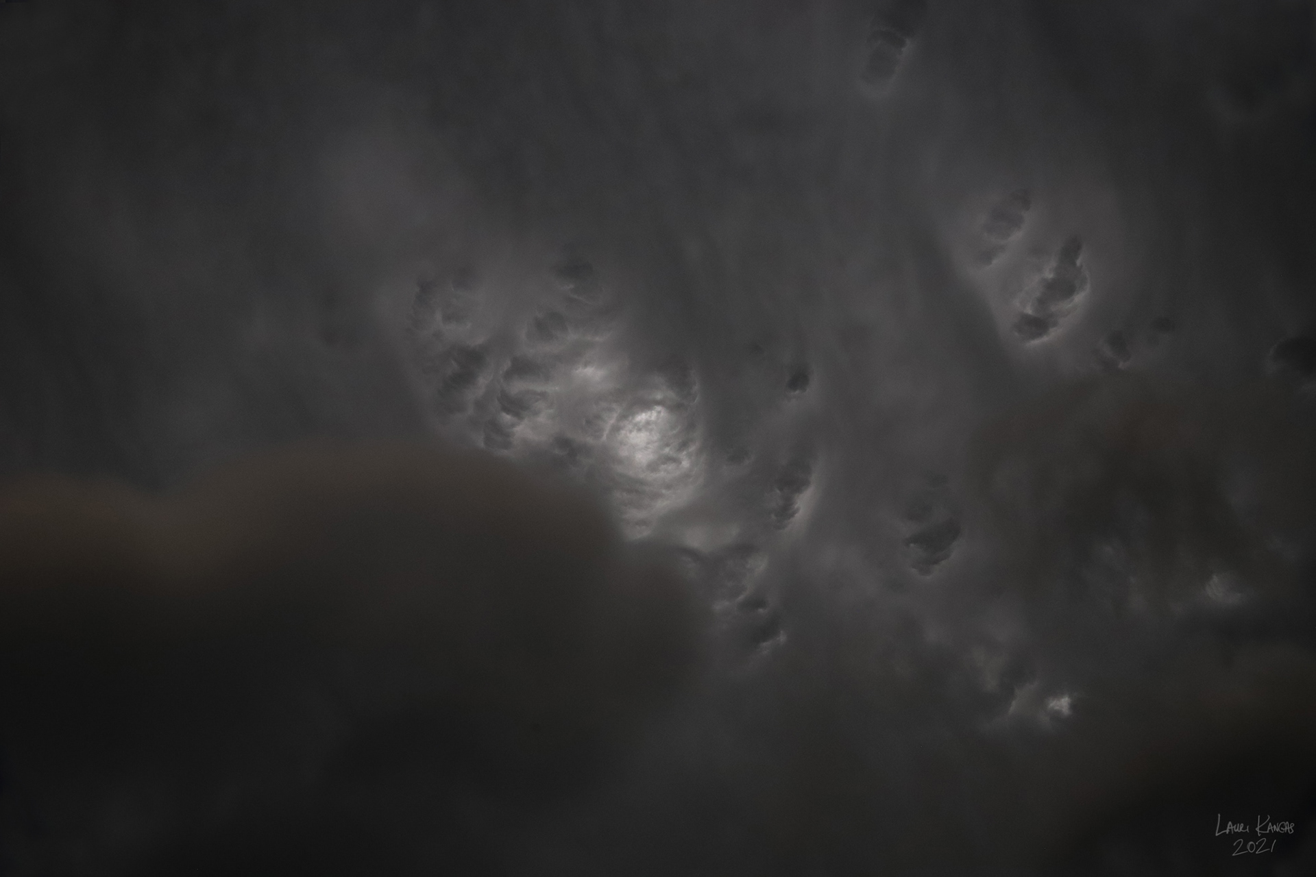 Lacunosus Clouds that developed just before a thunderstorm - June 17, 2021 