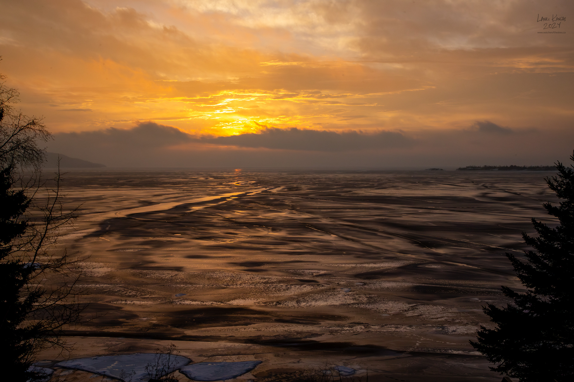 Amethyst Bay sunrise with interesting melting ice patterns - Feb 8 2024 