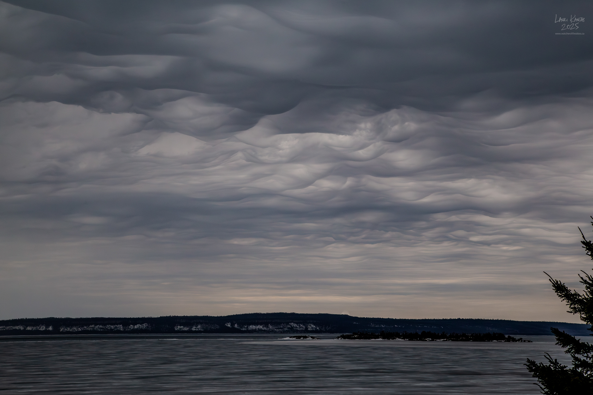 Asperitas Clouds - Amethyst Bay, Lake Superior - April 17 2025